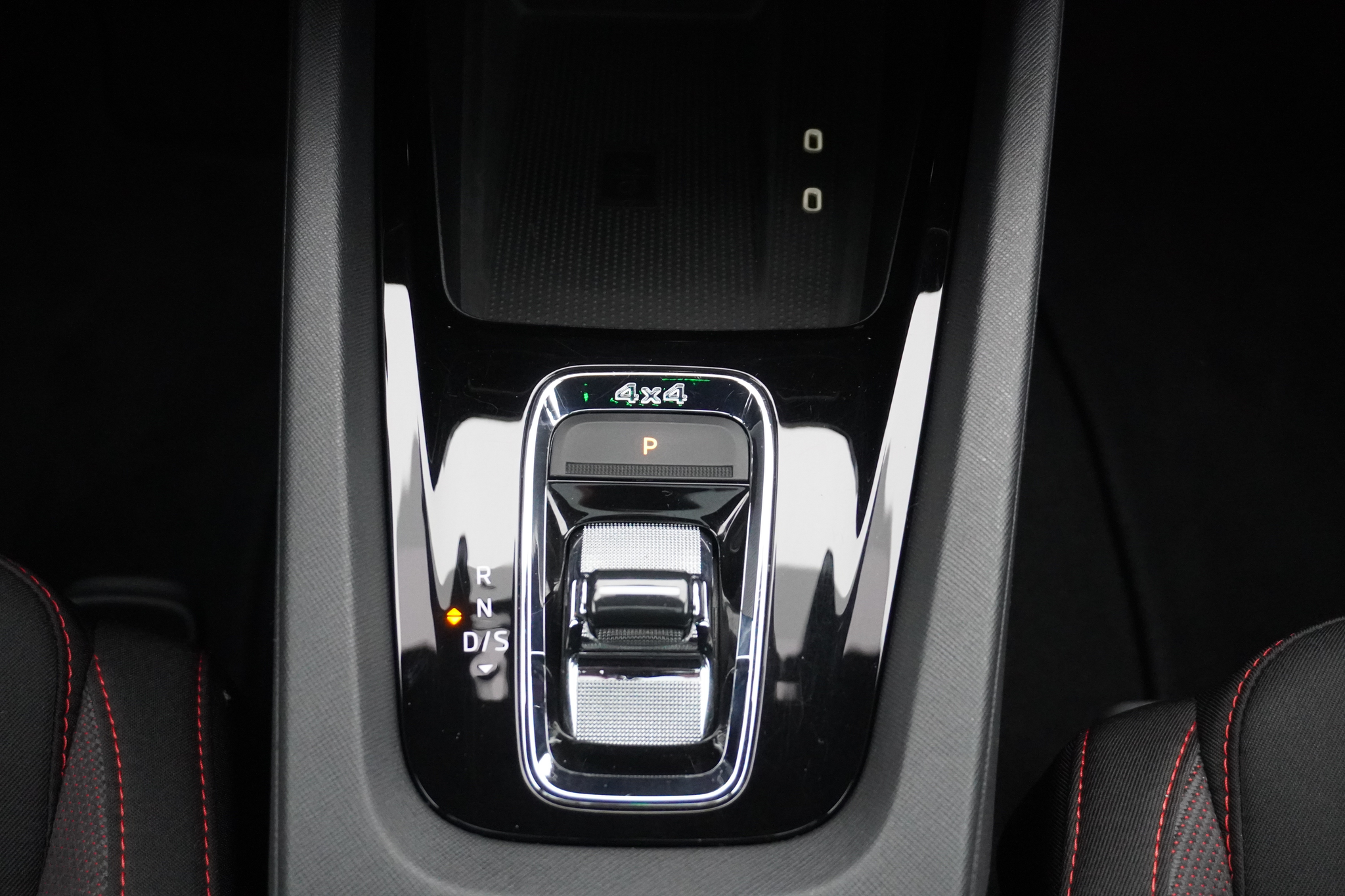 listing desktop thumbnail image 15