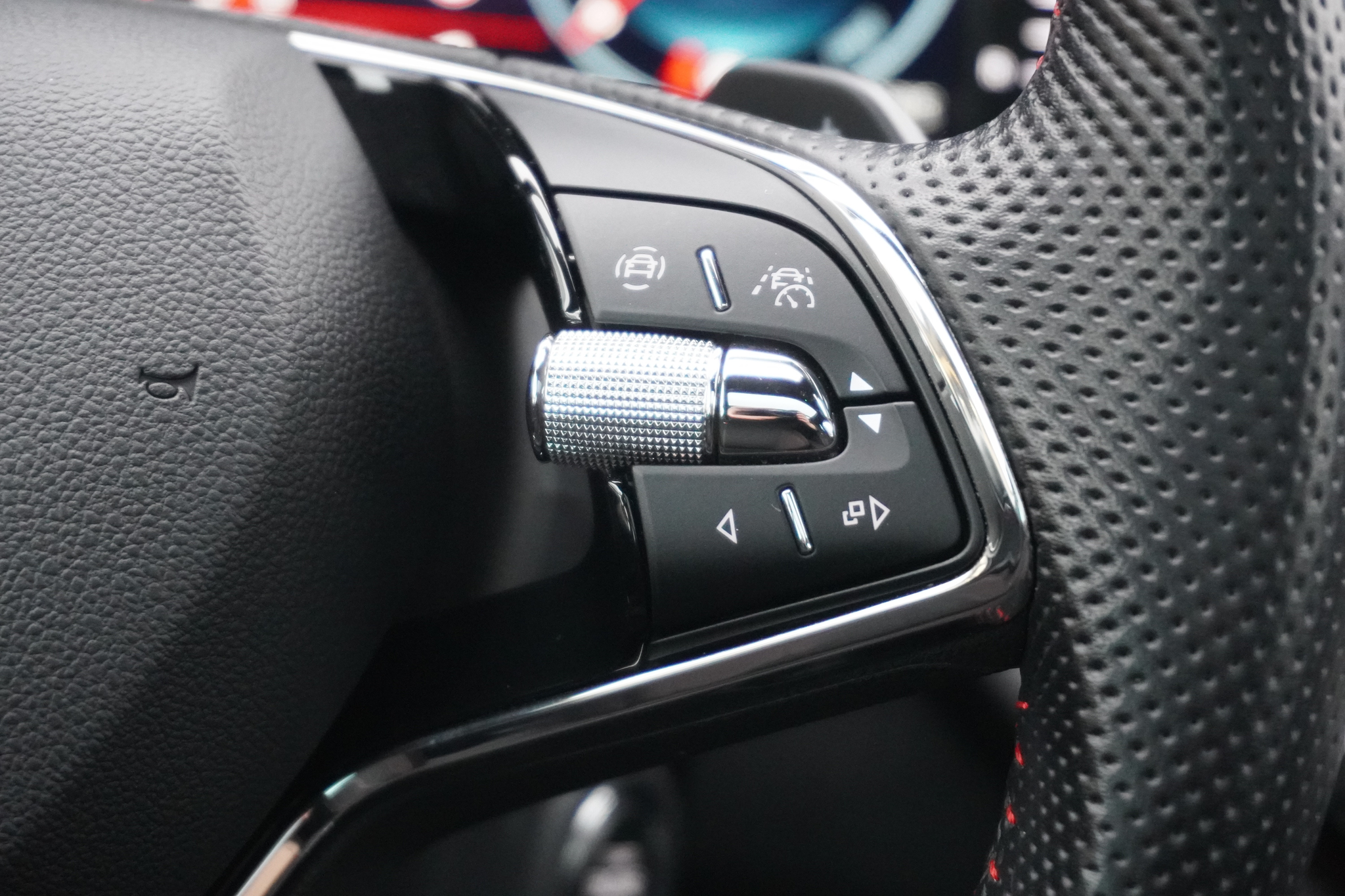 listing desktop thumbnail image 17