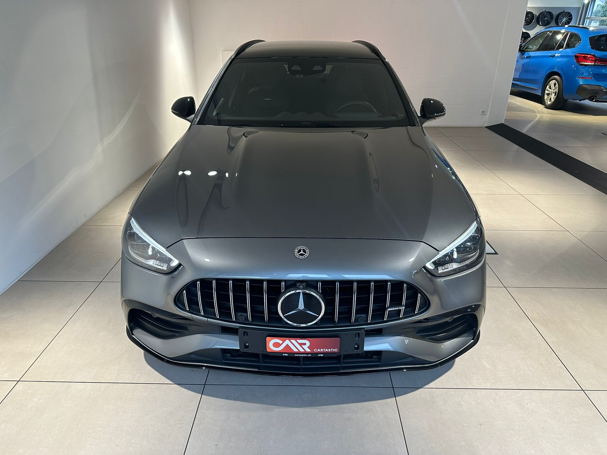 listing desktop thumbnail image 1