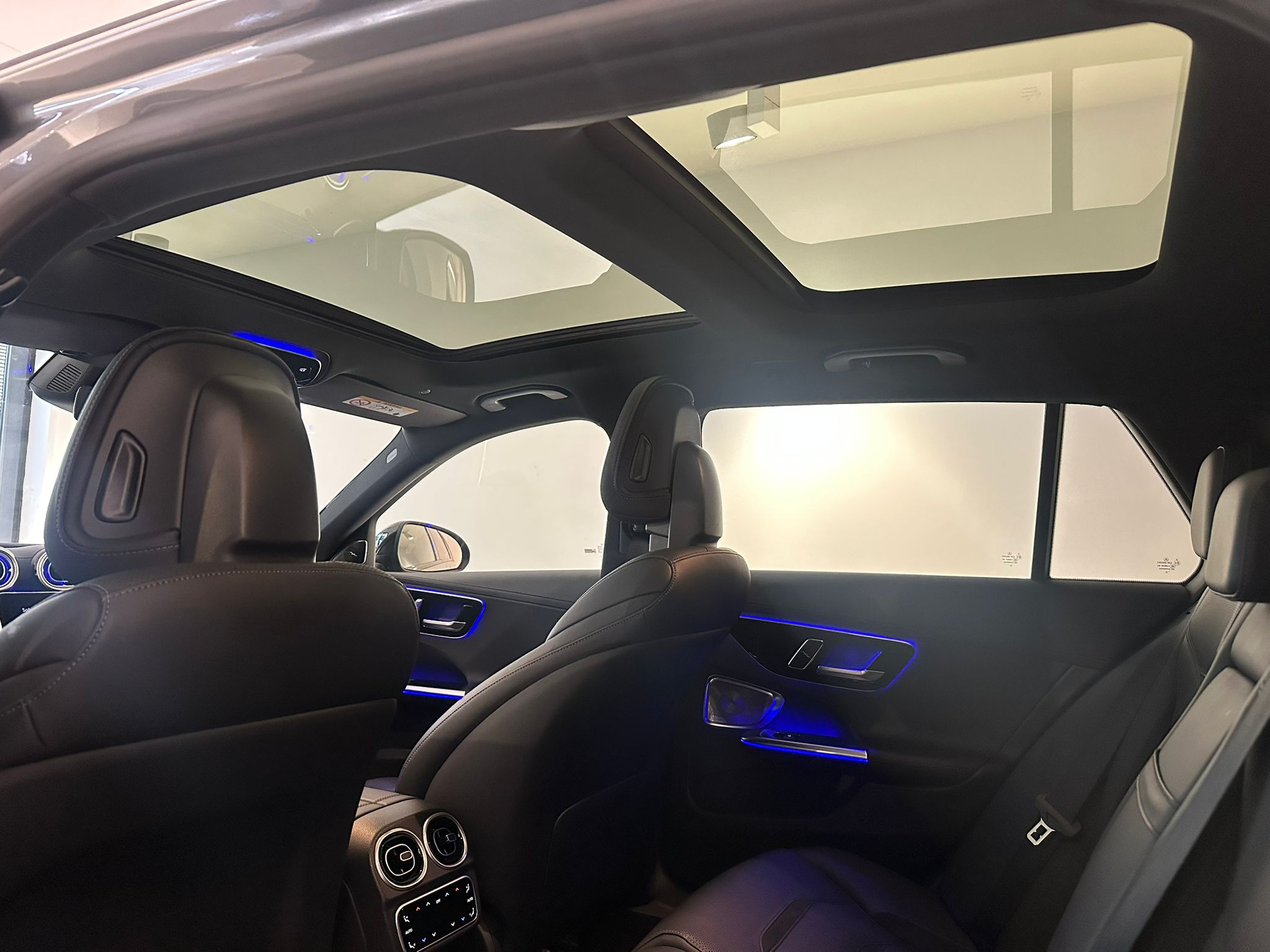 listing desktop thumbnail image 18