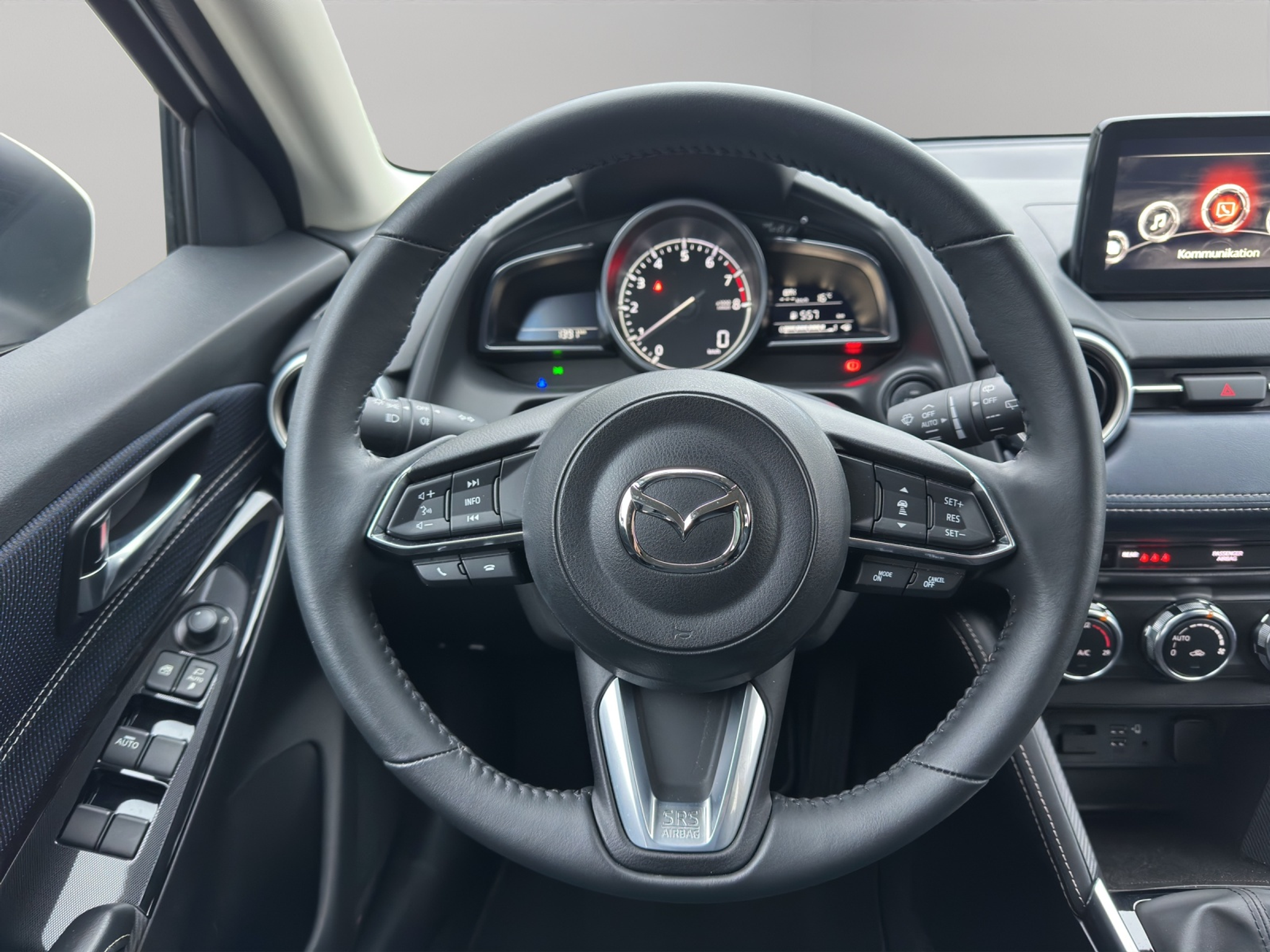 listing desktop thumbnail image 9