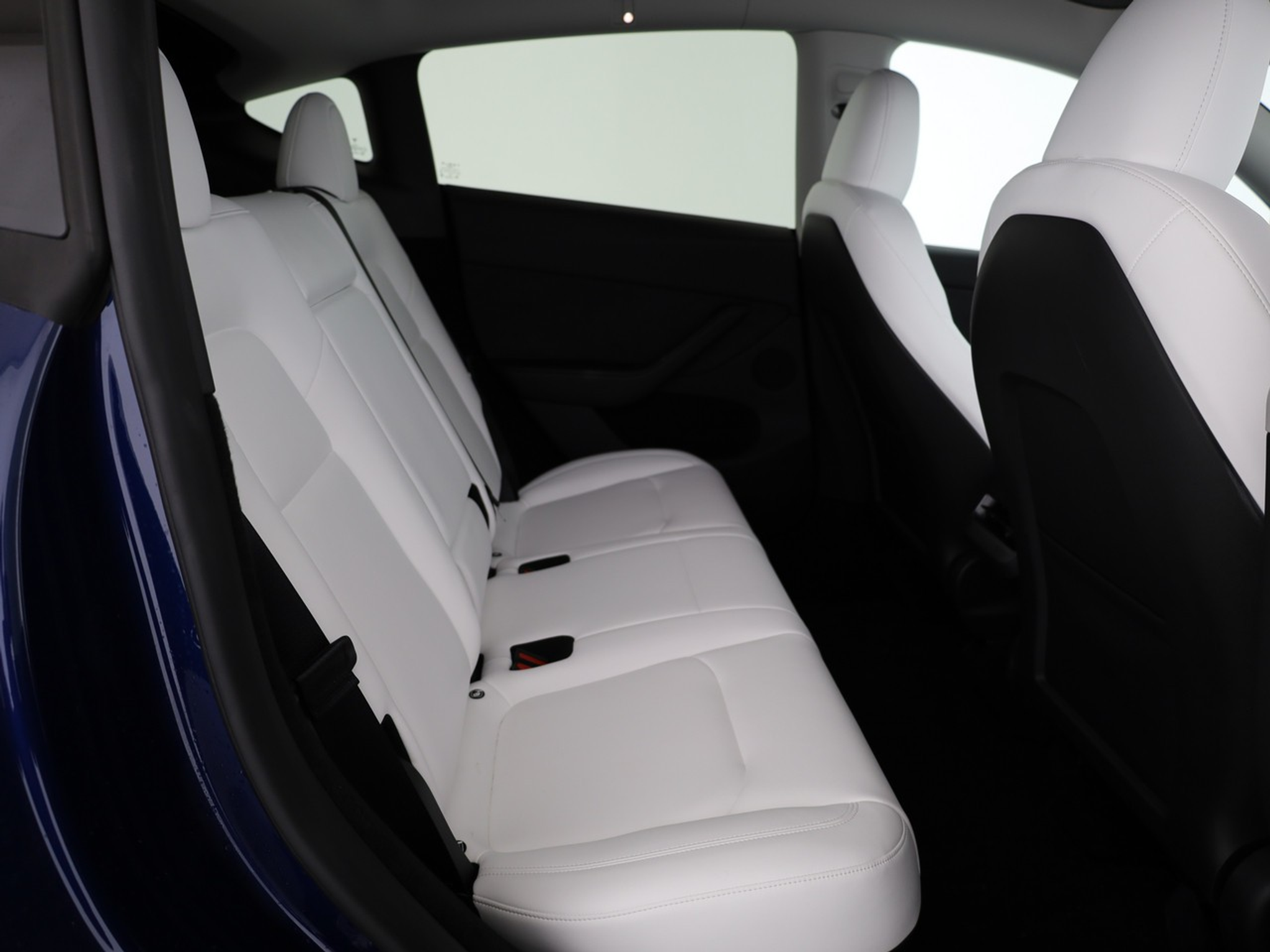 listing desktop thumbnail image 9