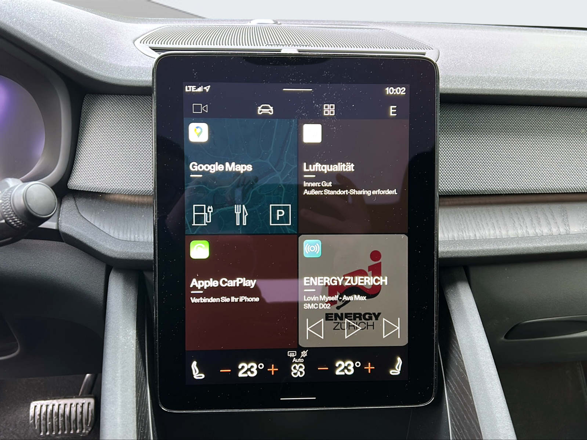 listing desktop thumbnail image 10