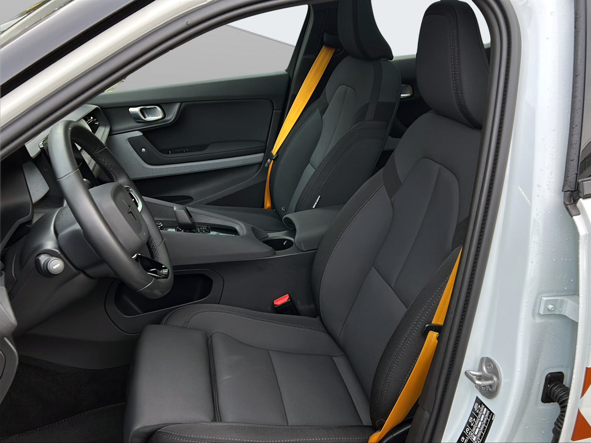 listing desktop thumbnail image 6