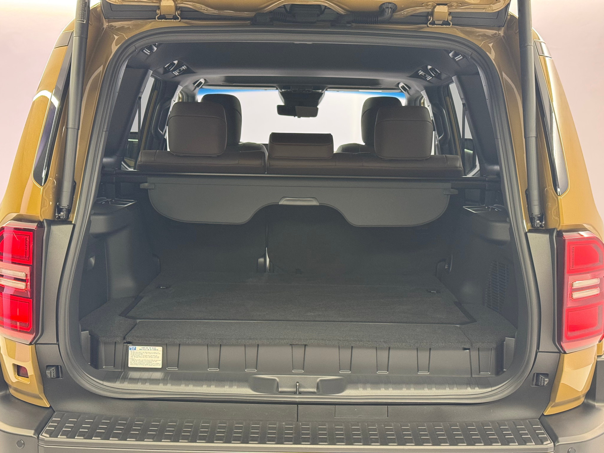 listing desktop thumbnail image 11