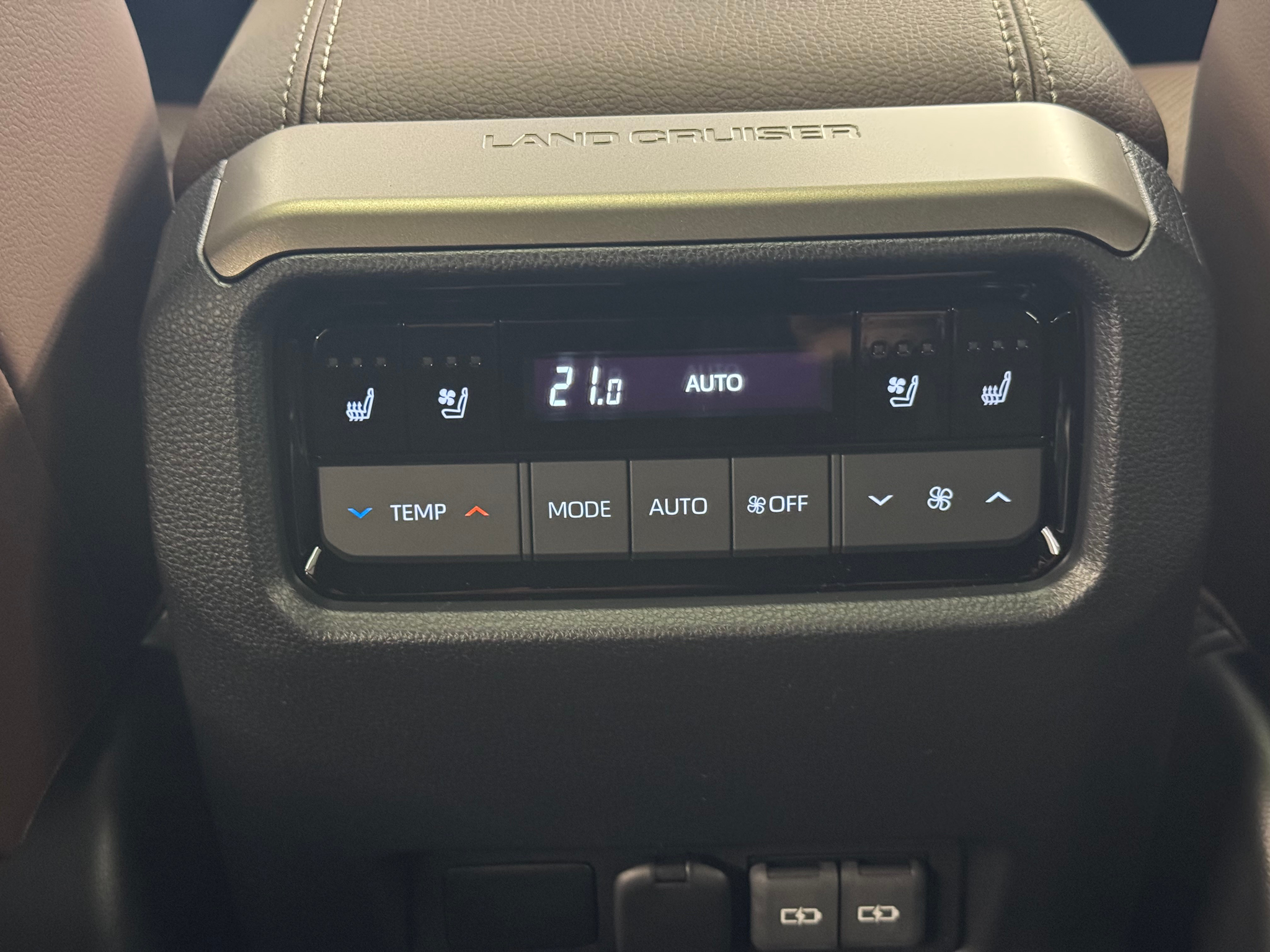 listing desktop thumbnail image 16