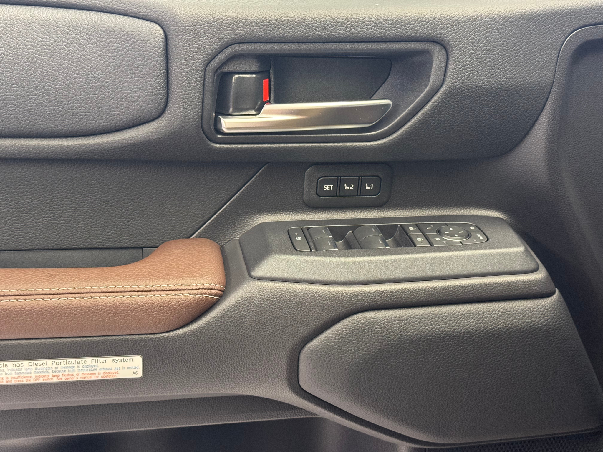 listing desktop thumbnail image 15