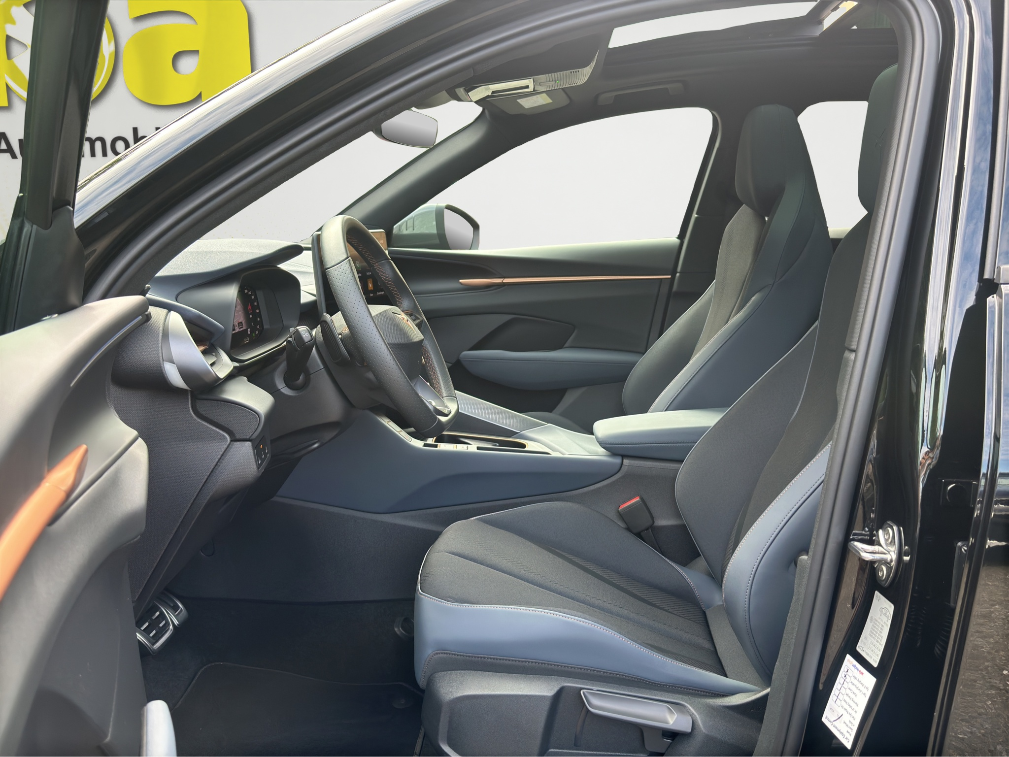 listing desktop thumbnail image 11