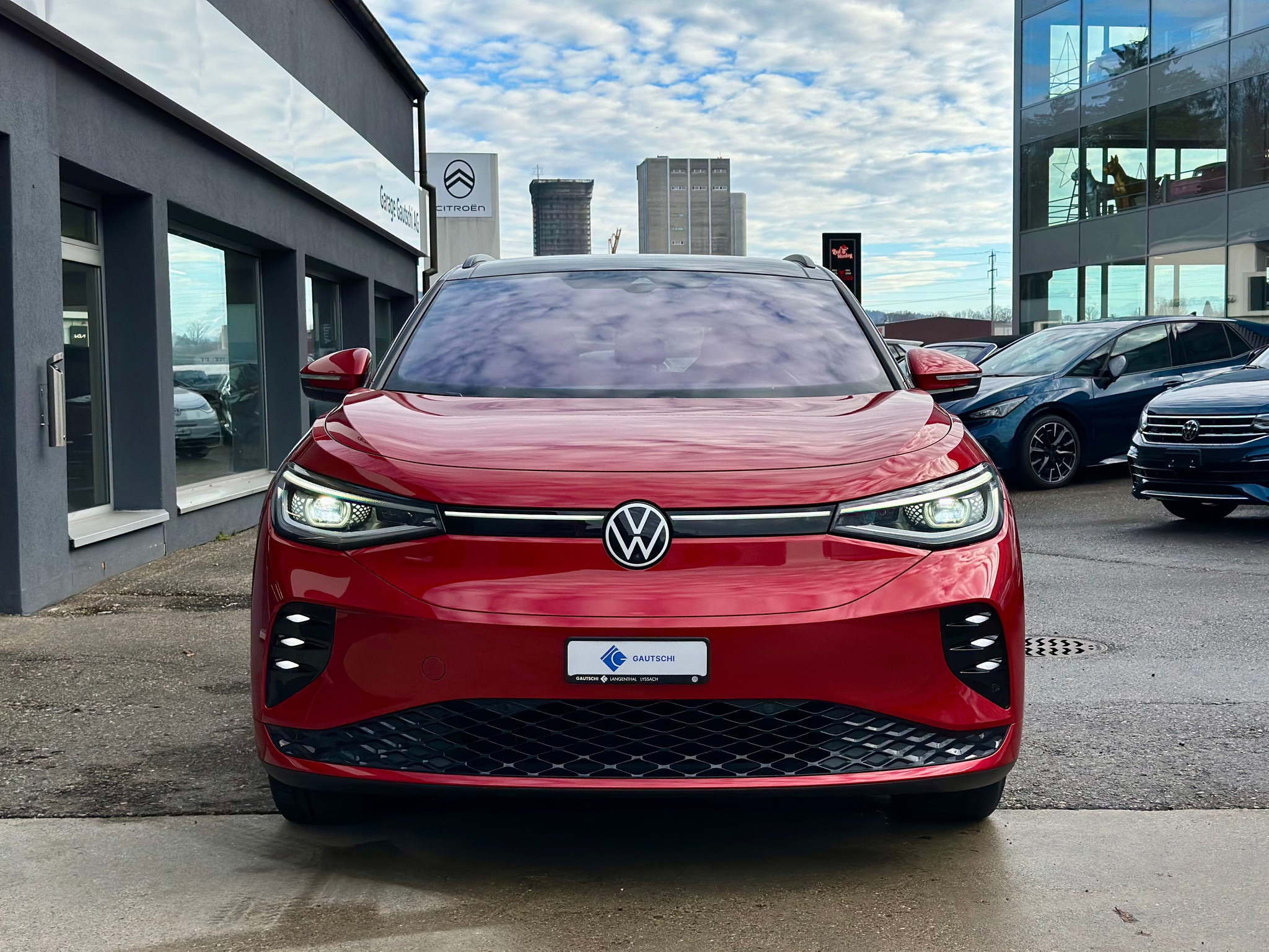 listing desktop thumbnail image 1