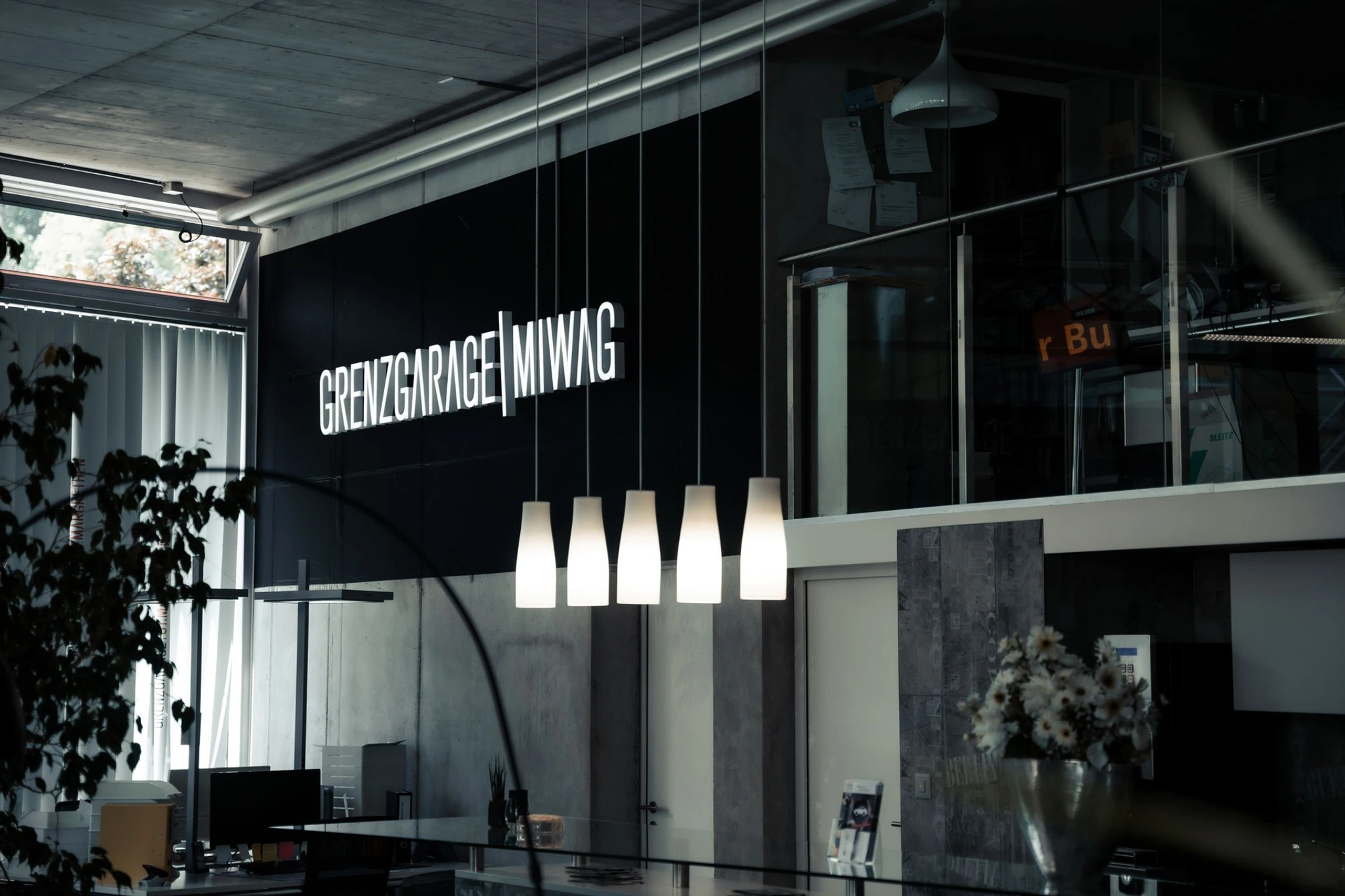 listing desktop thumbnail image 19