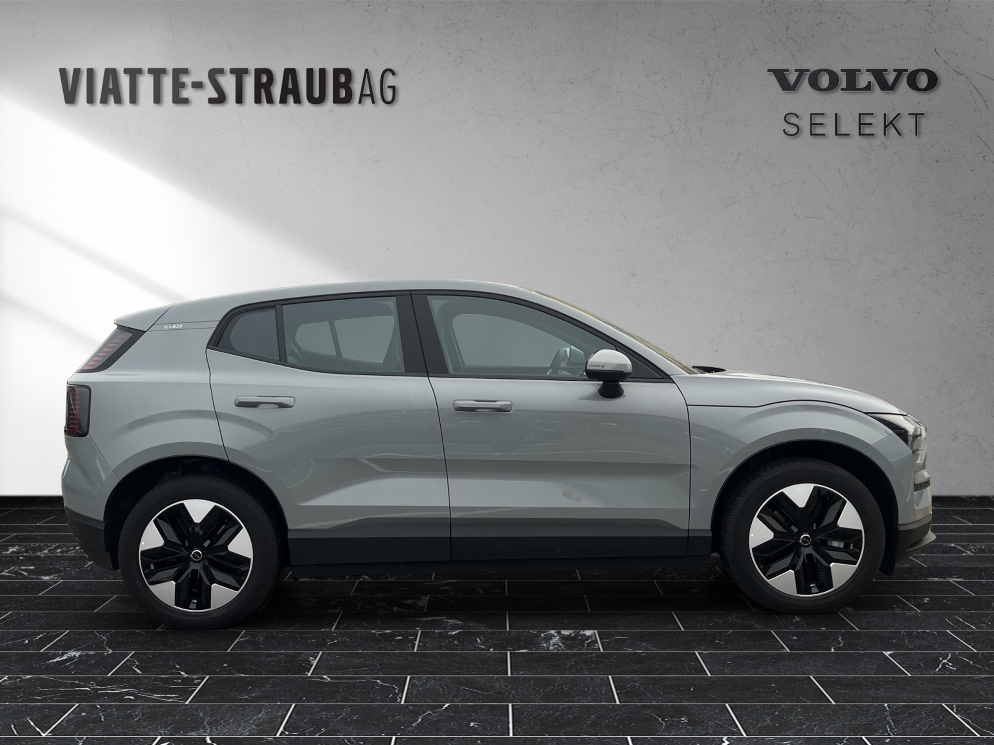 listing desktop thumbnail image 5