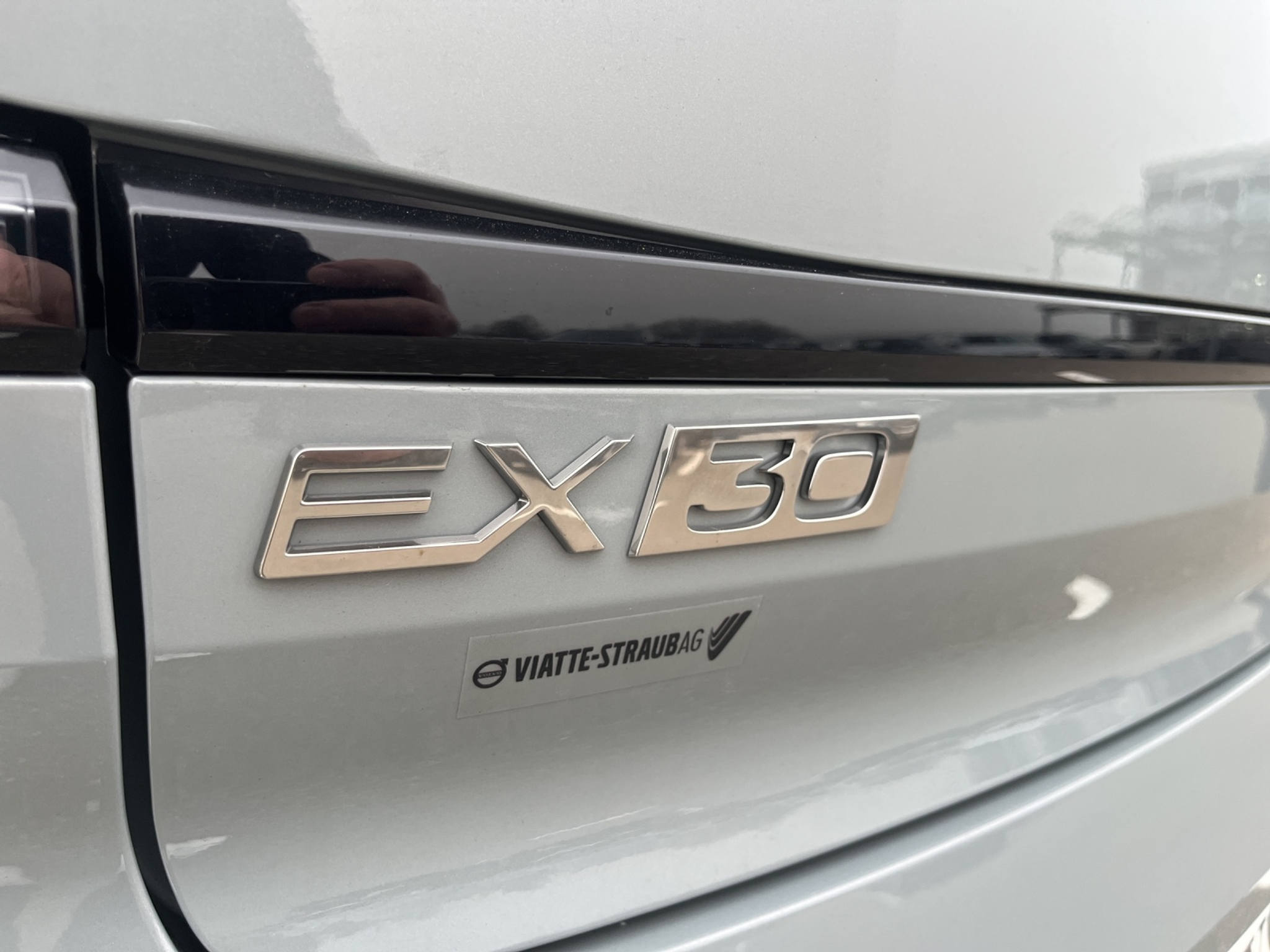 listing desktop thumbnail image 19