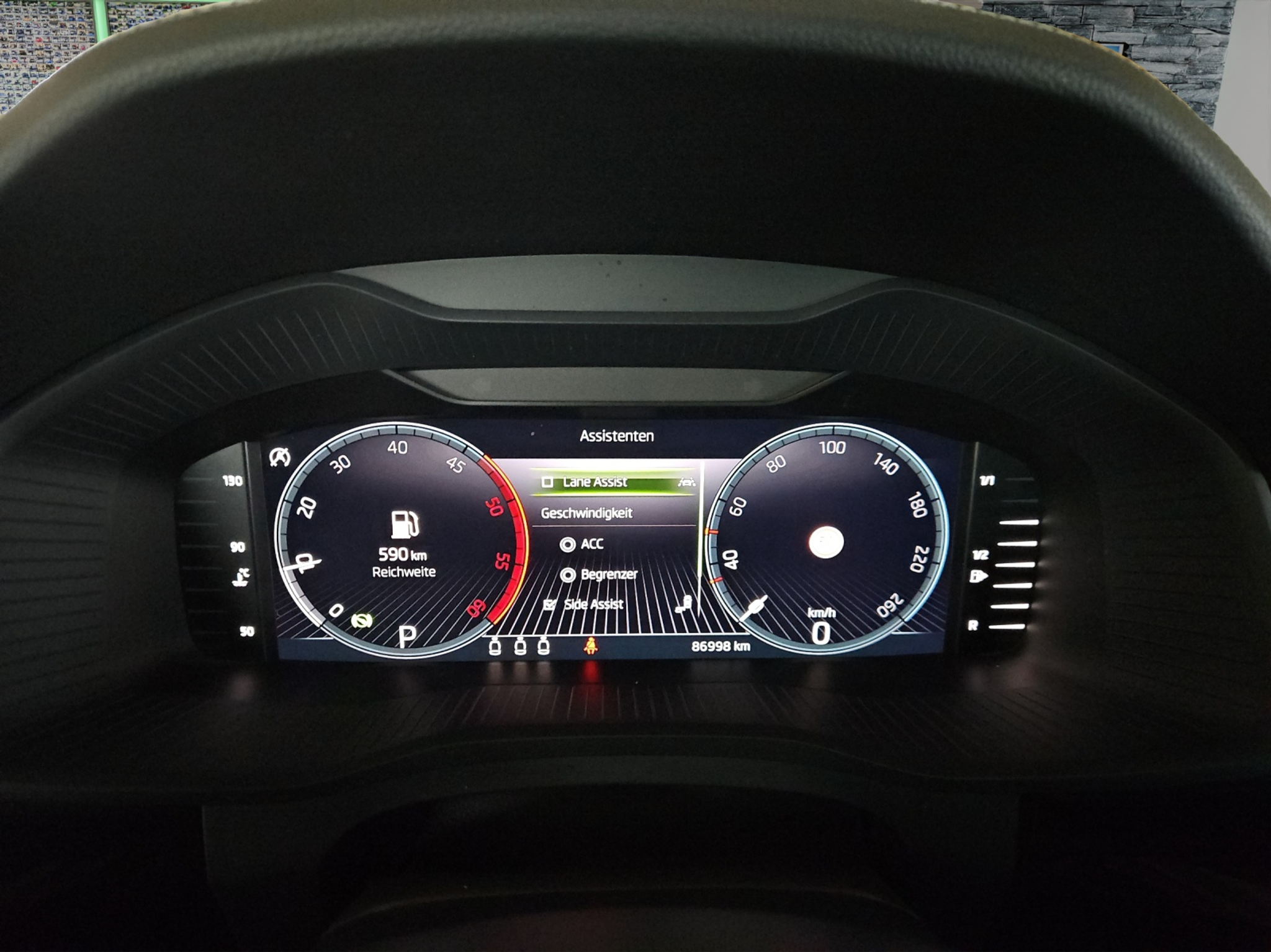 listing desktop thumbnail image 11