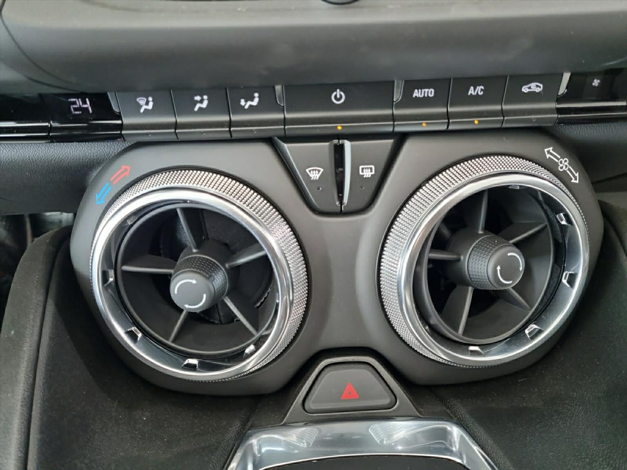 listing desktop thumbnail image 10