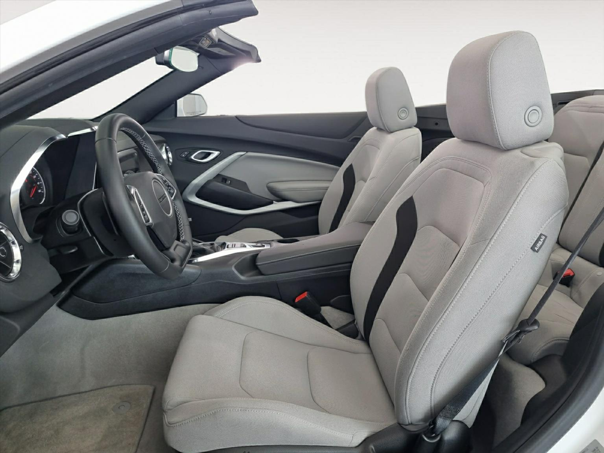 listing desktop thumbnail image 4