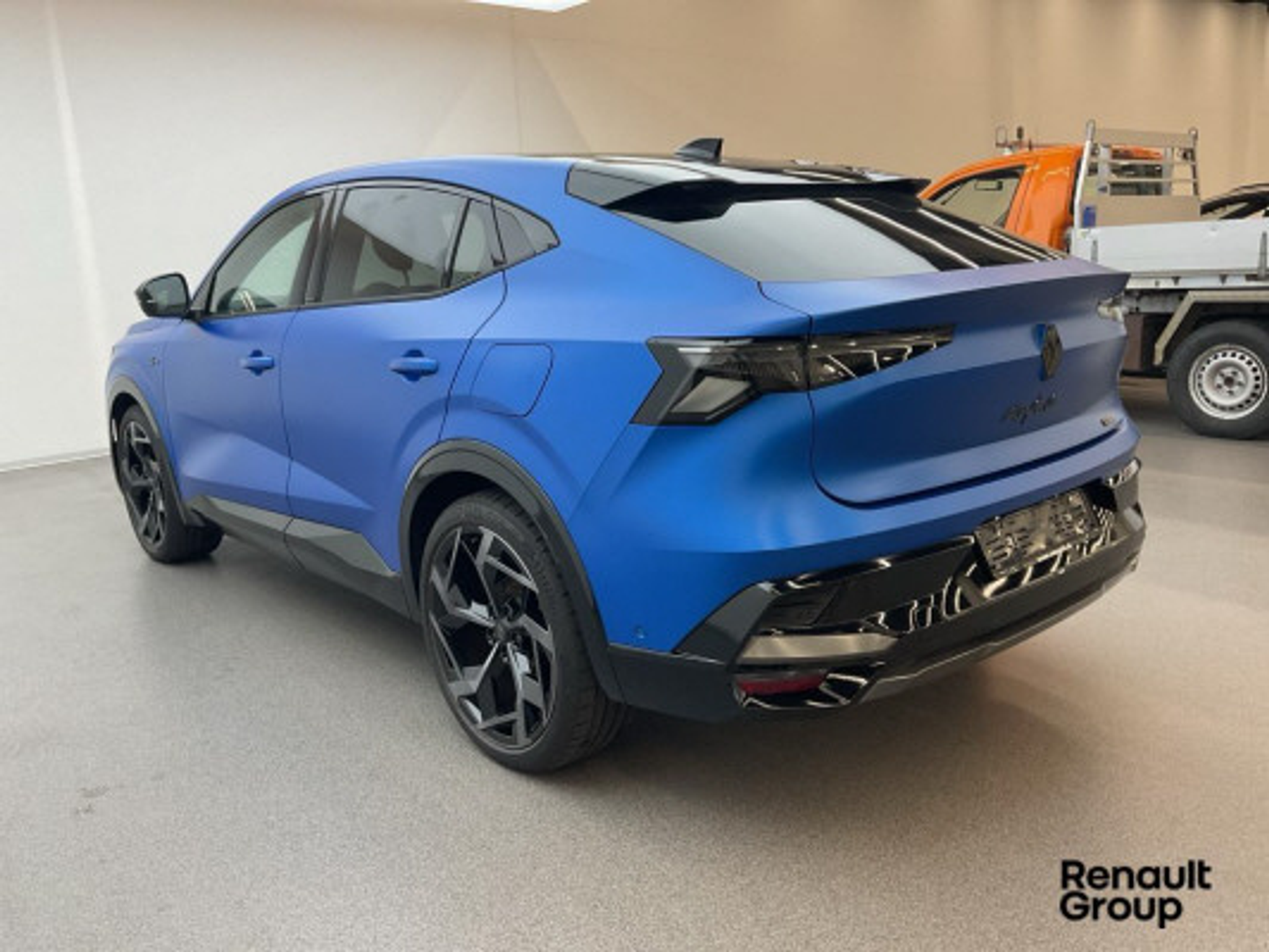 listing desktop thumbnail image 1