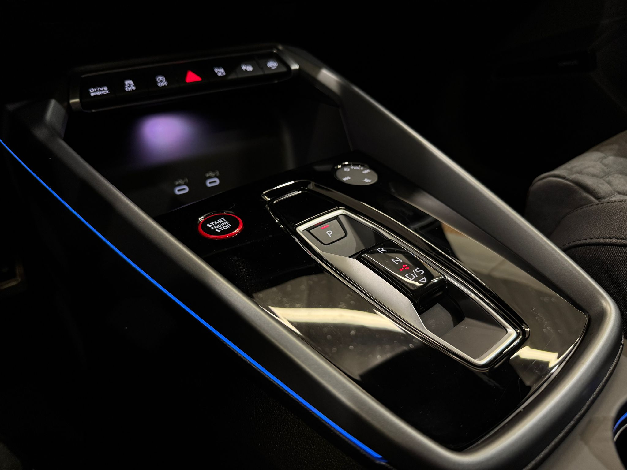 listing desktop thumbnail image 11