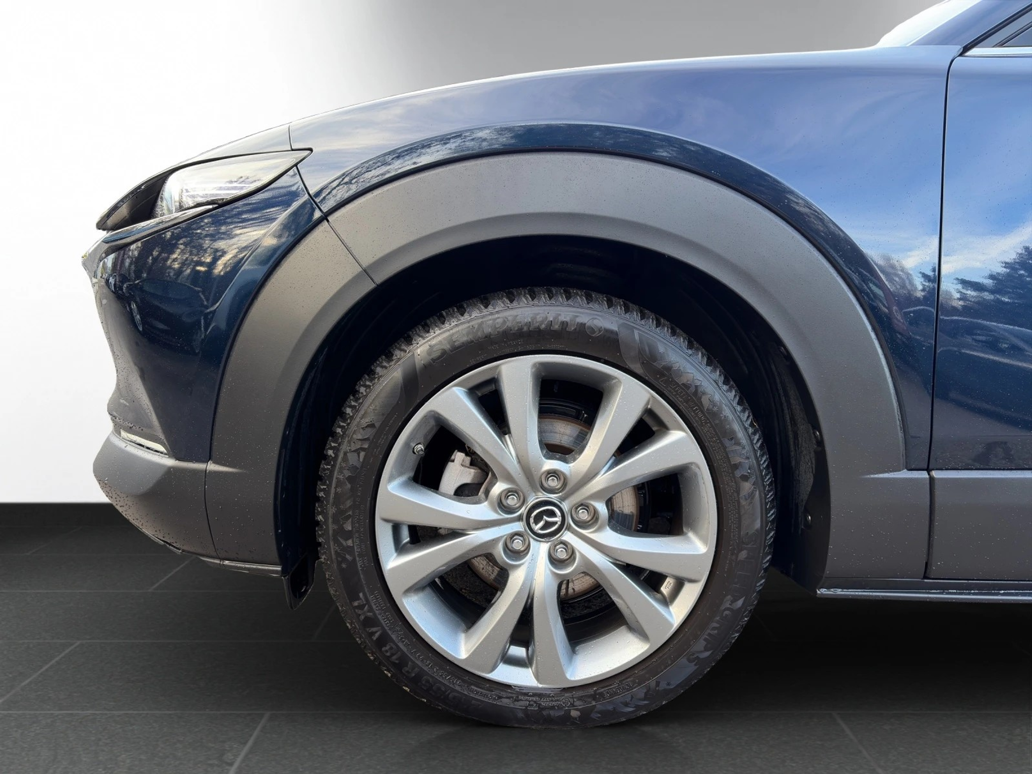 listing desktop thumbnail image 3