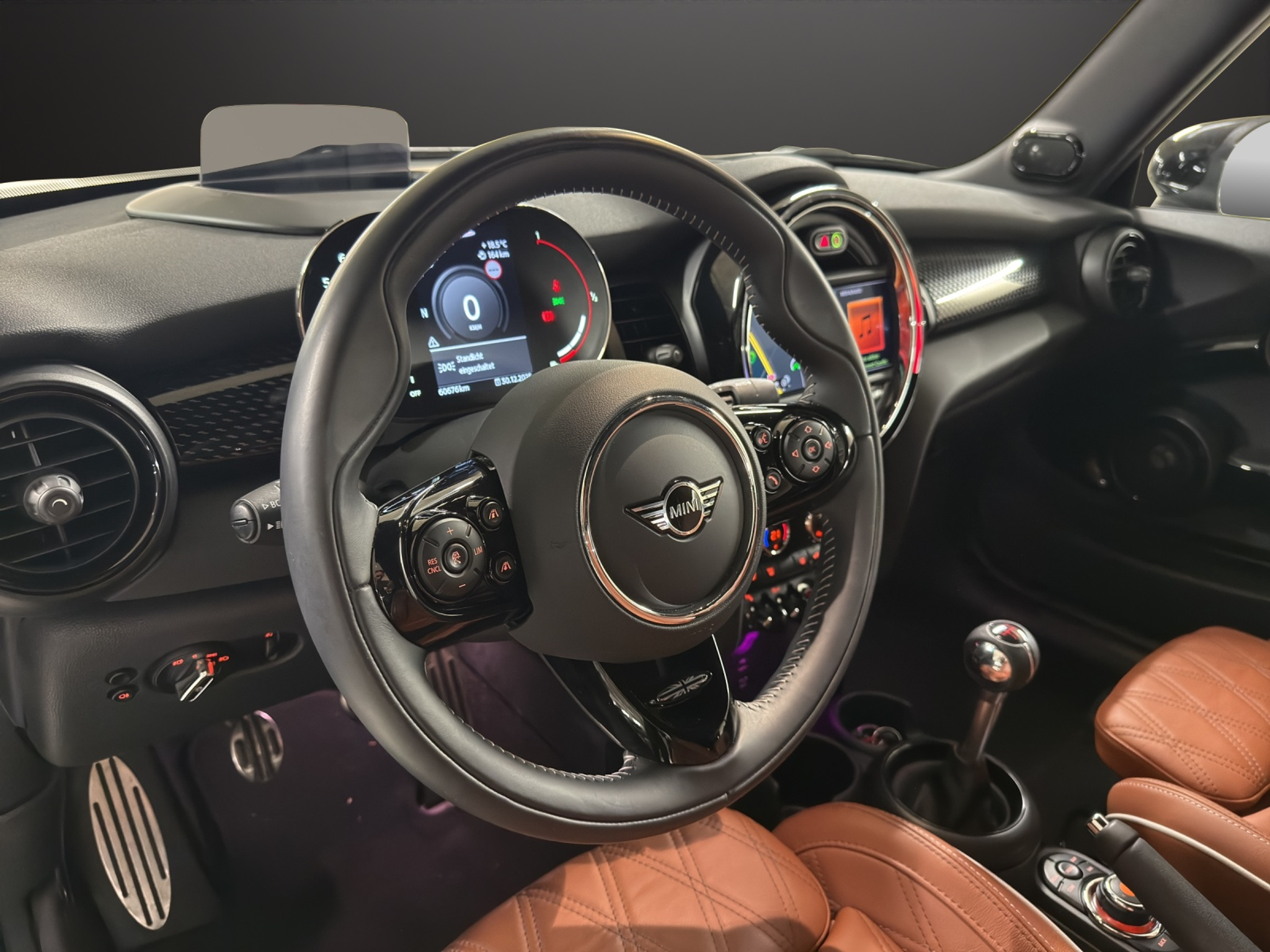 listing desktop thumbnail image 11