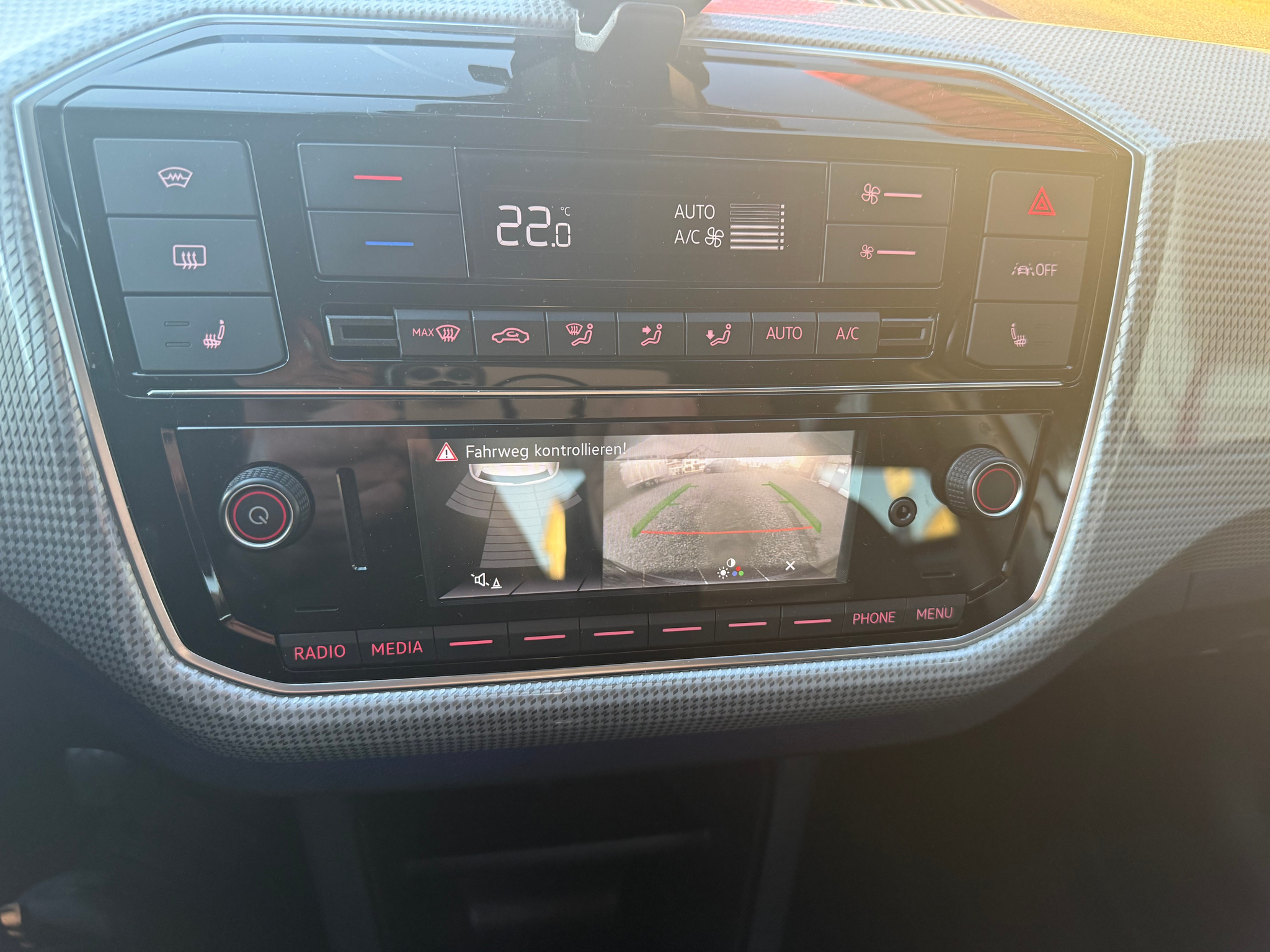 listing desktop thumbnail image 9