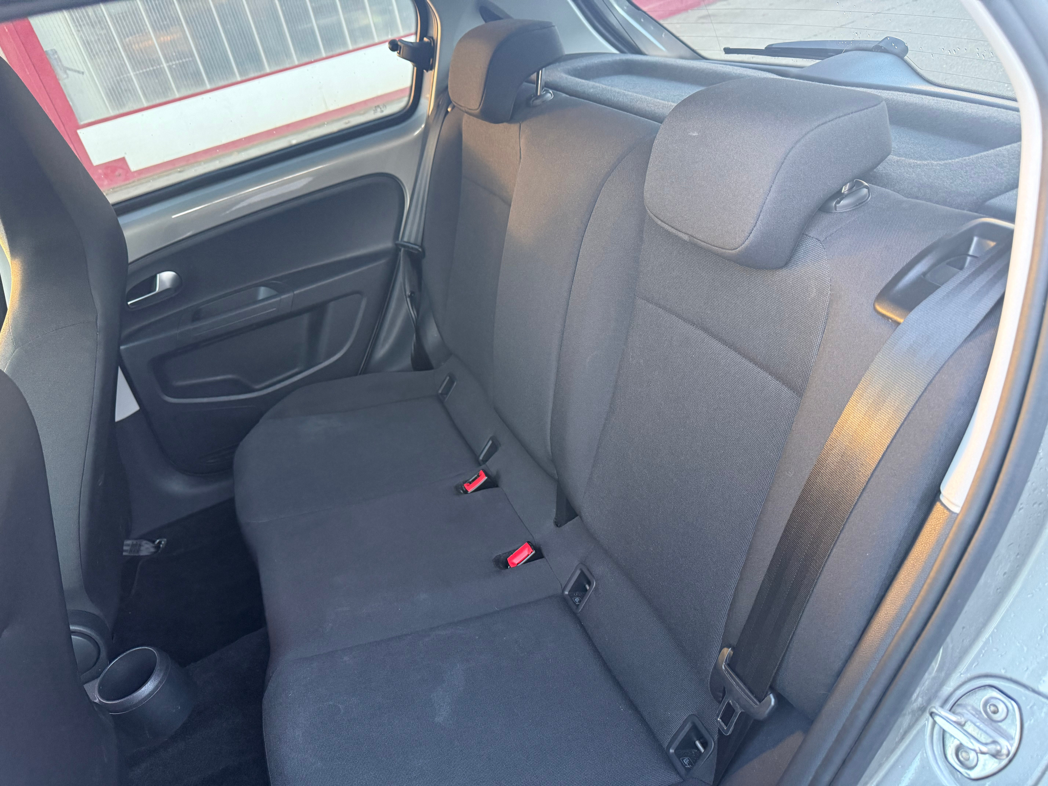 listing desktop thumbnail image 5