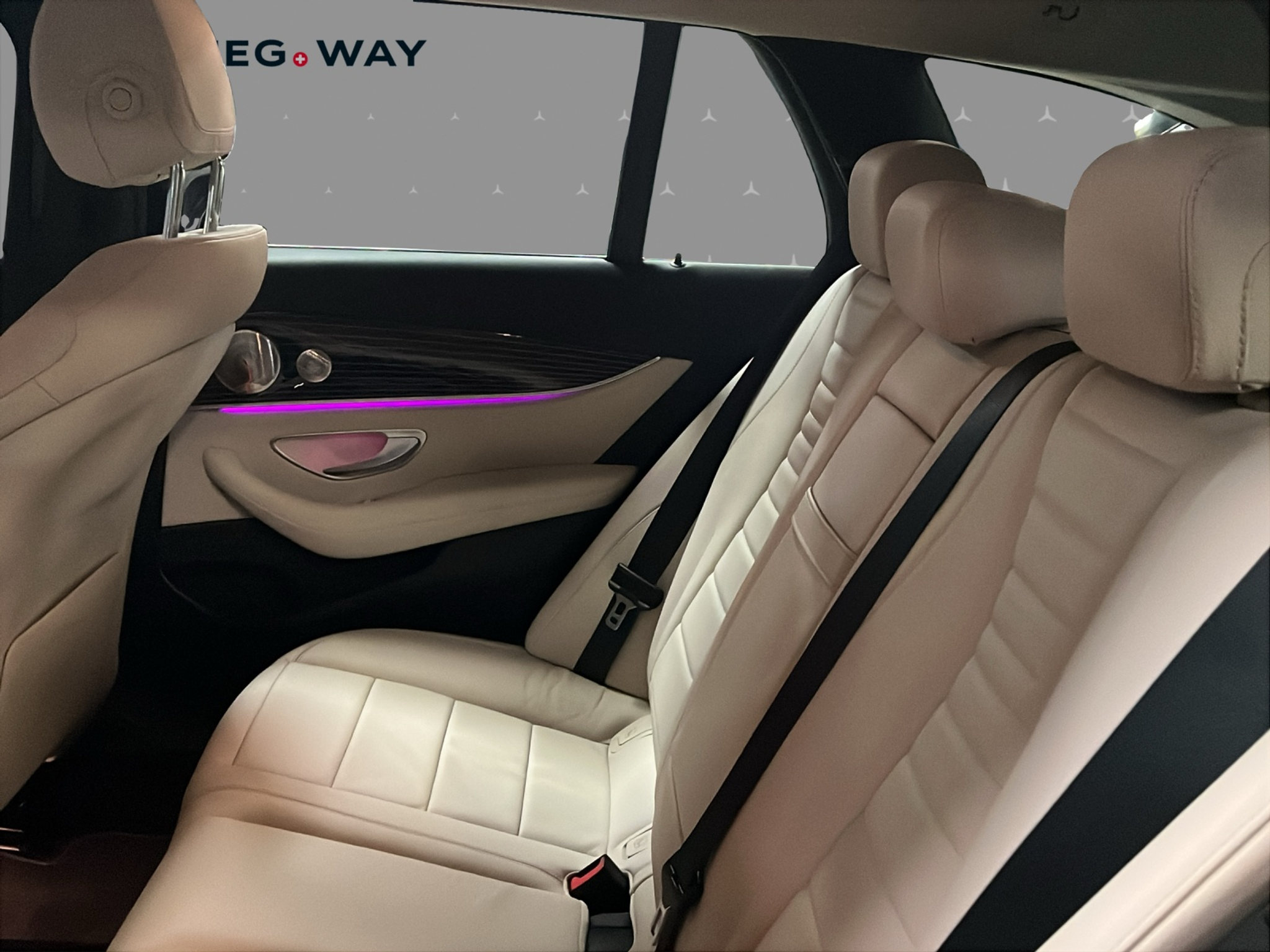 listing desktop thumbnail image 15