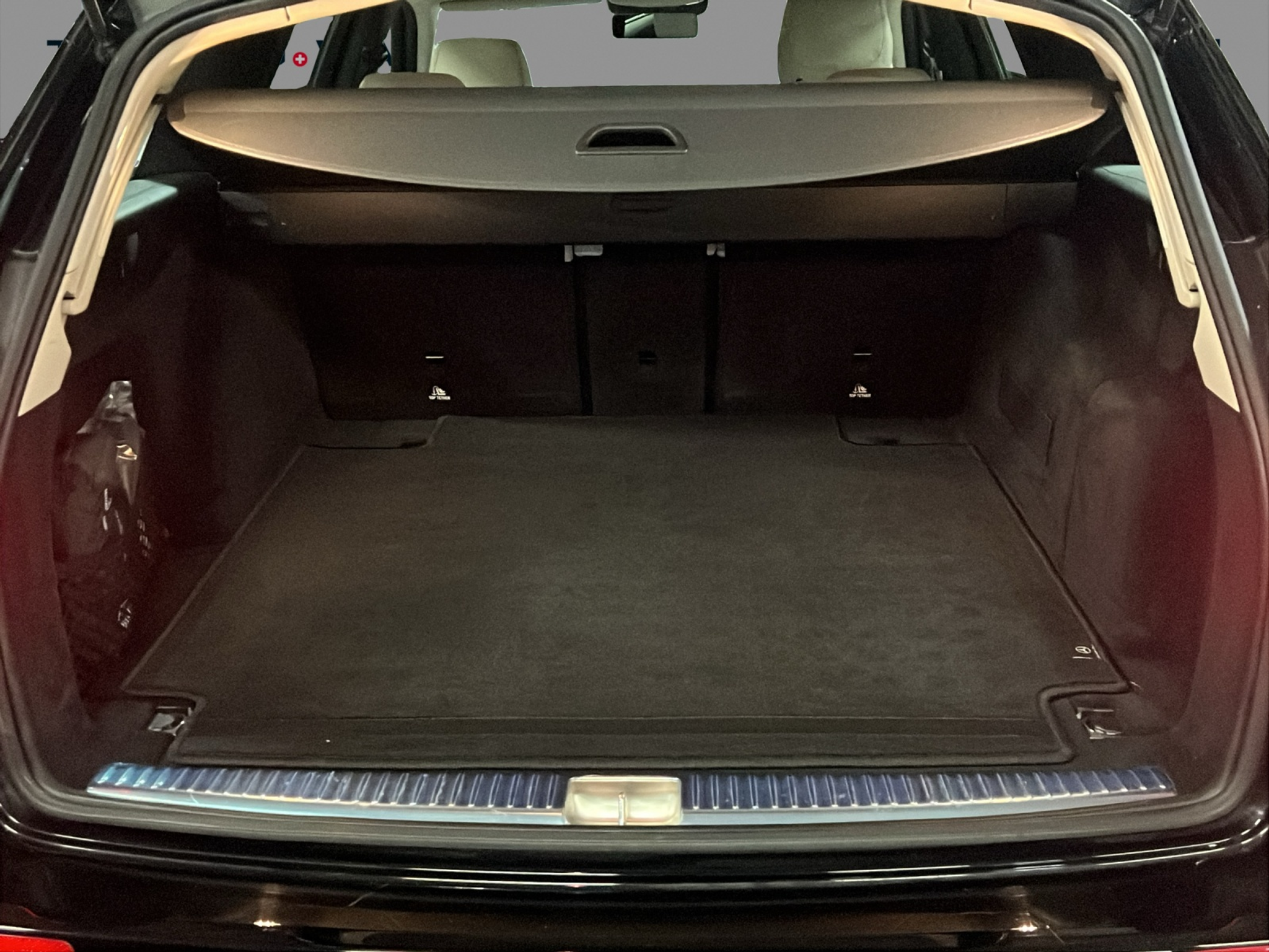 listing desktop thumbnail image 17