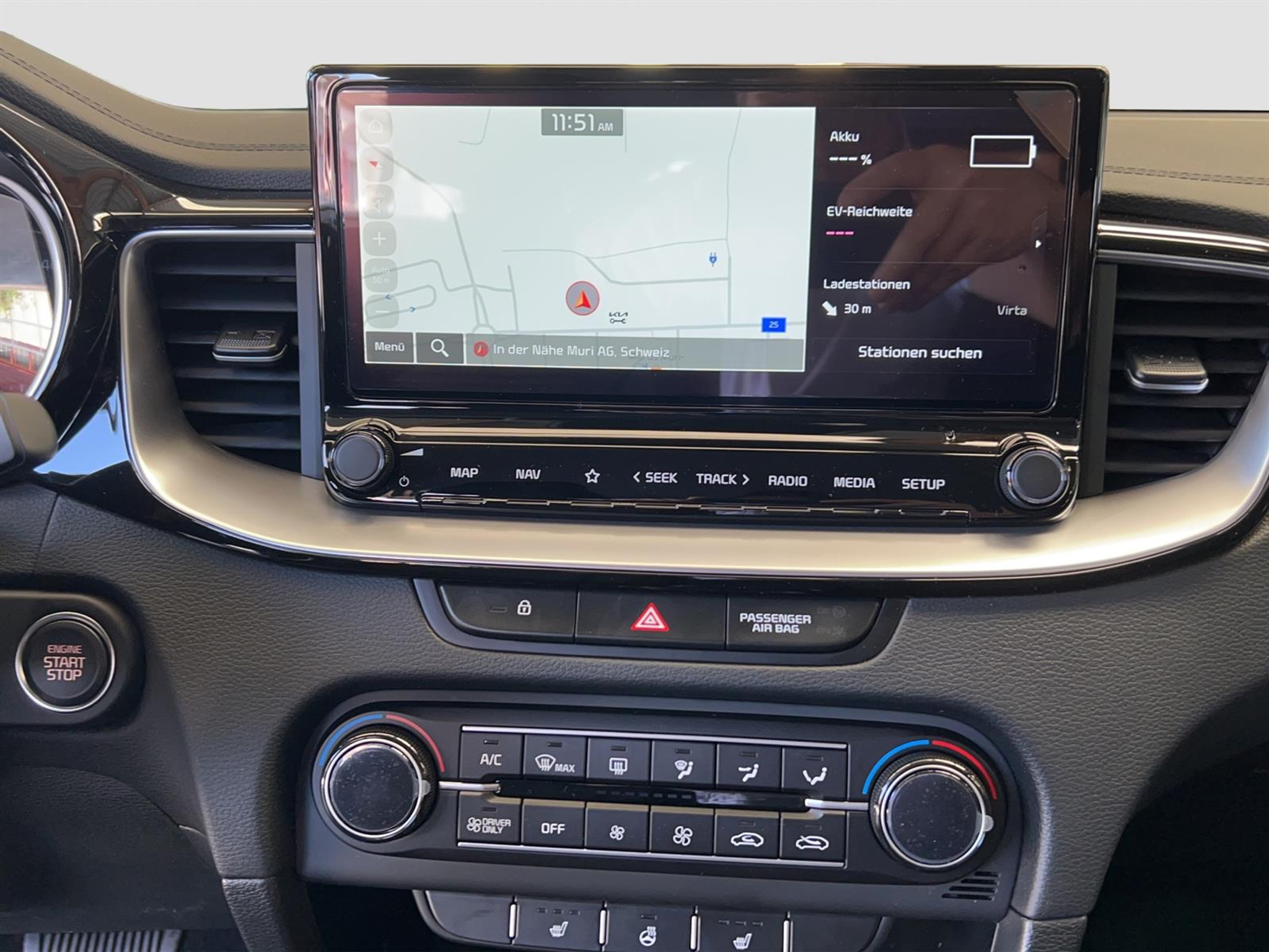 listing desktop thumbnail image 11