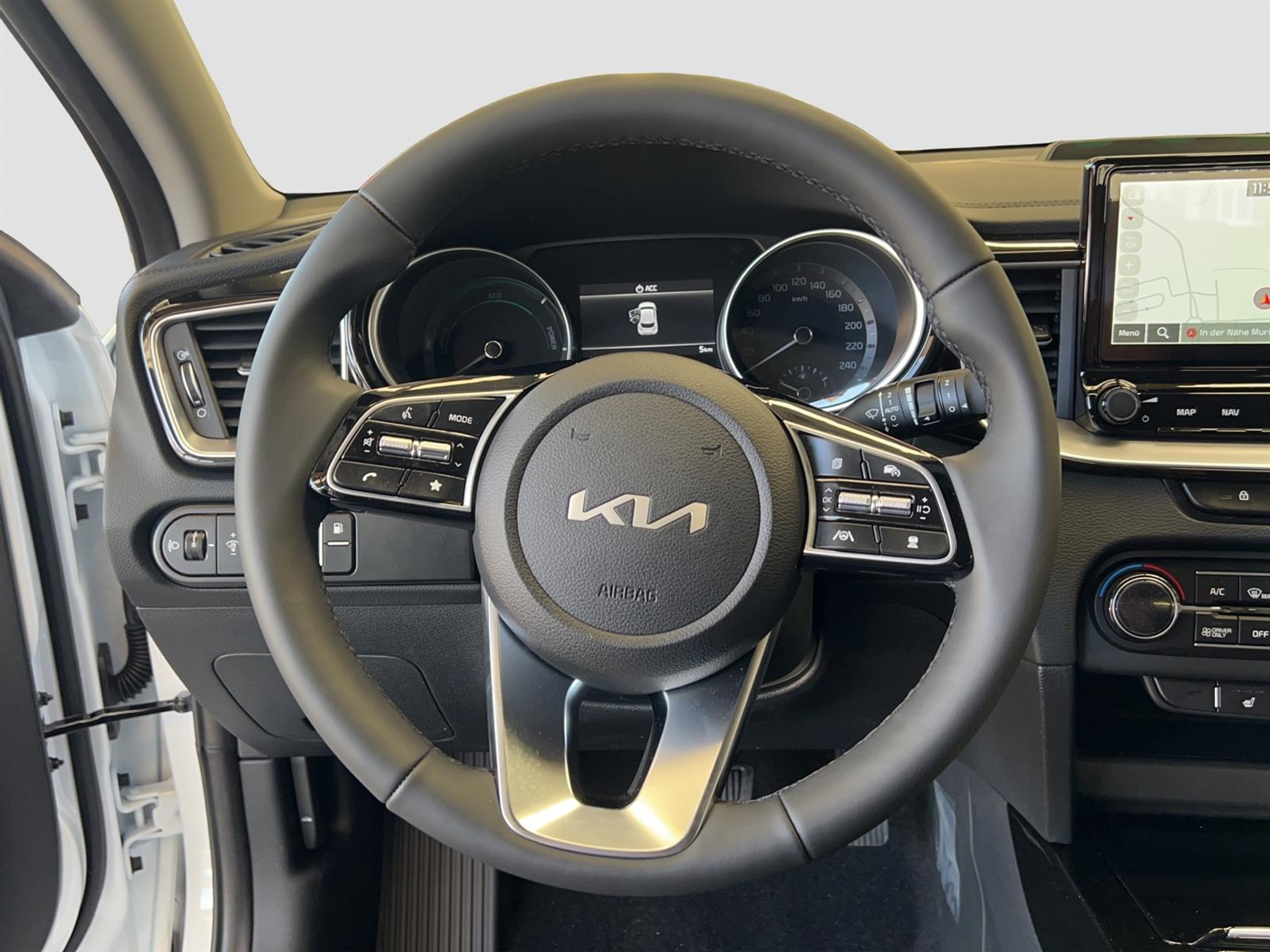 listing desktop thumbnail image 9