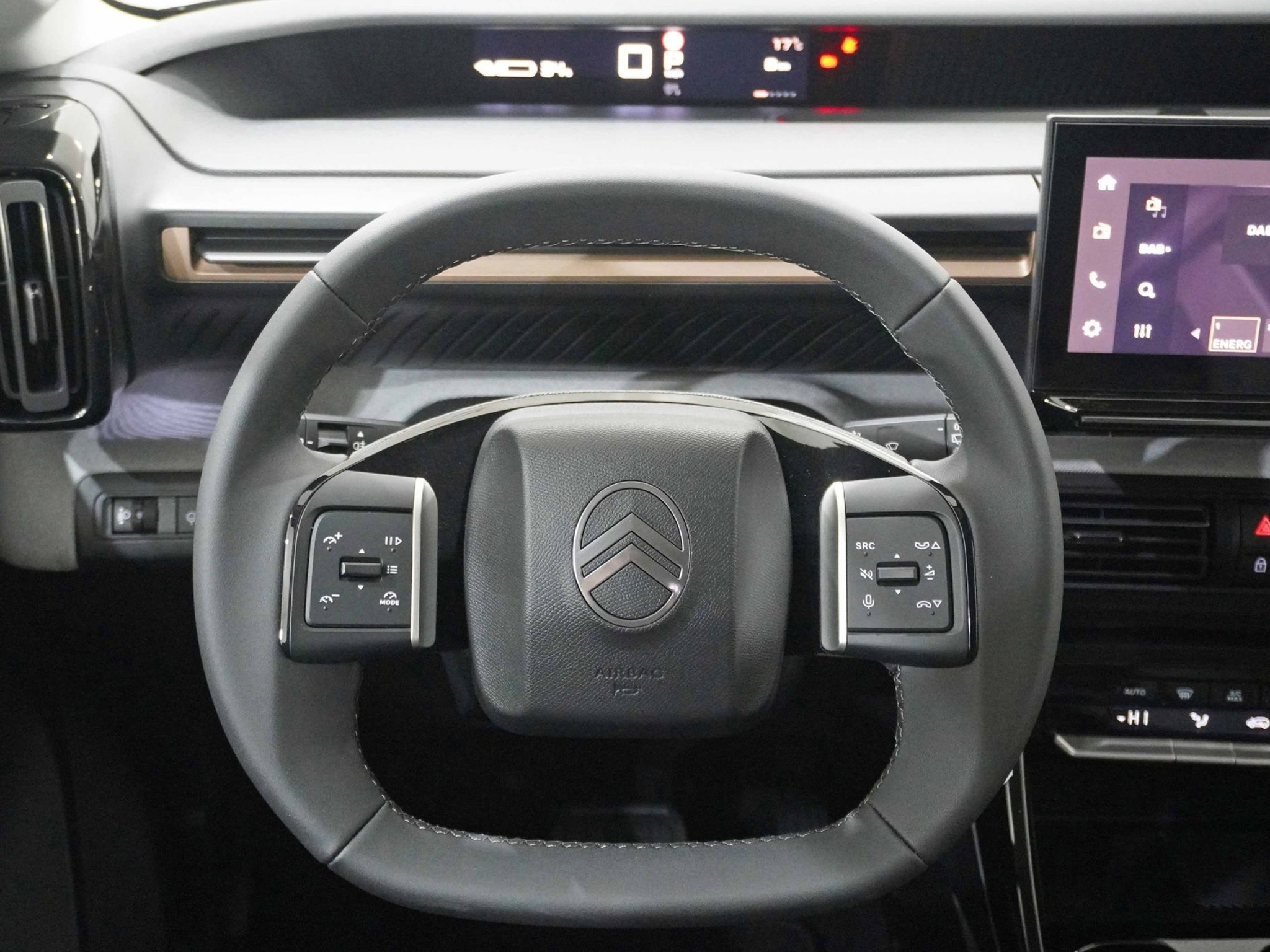 listing desktop thumbnail image 9