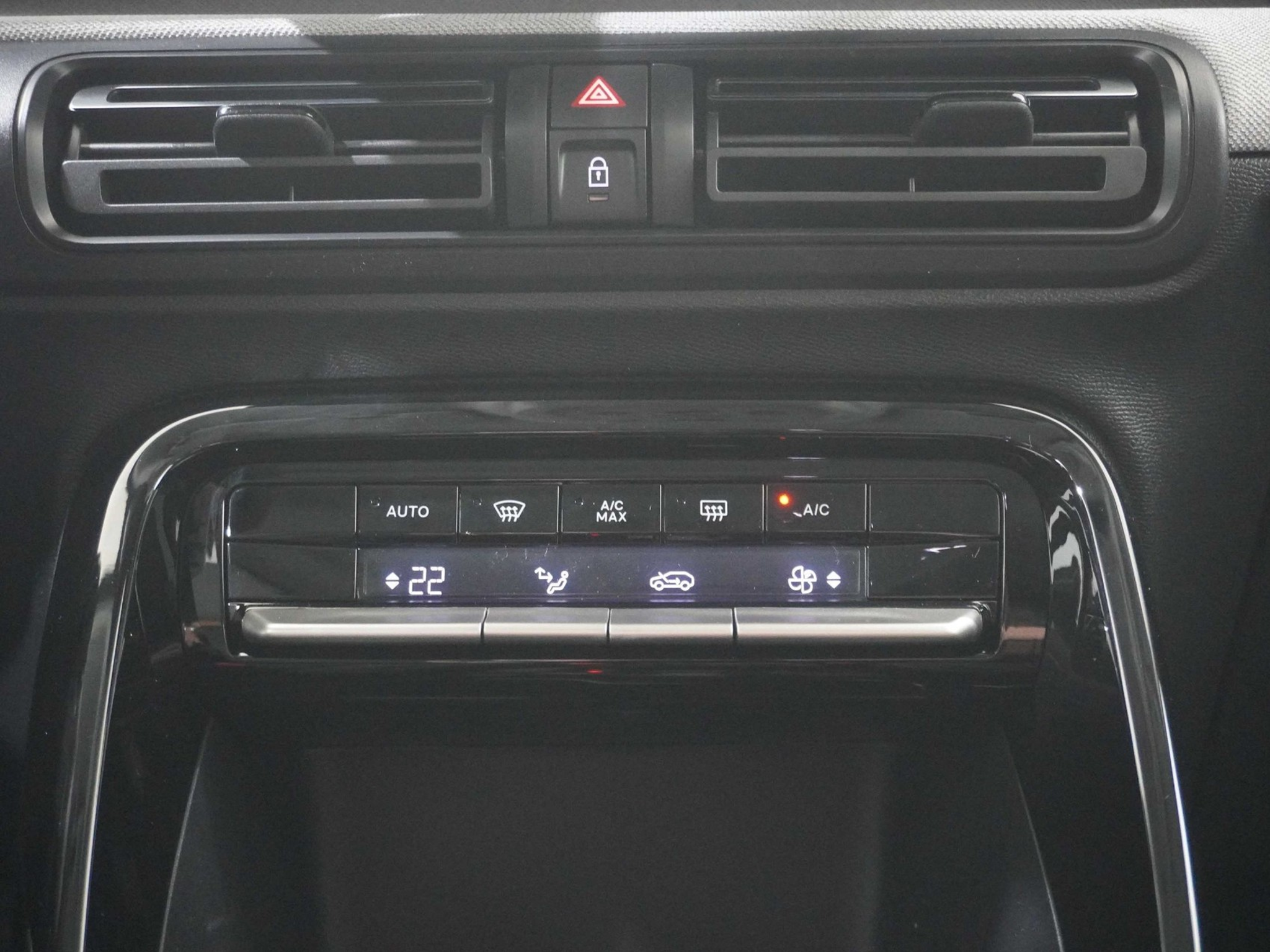 listing desktop thumbnail image 13