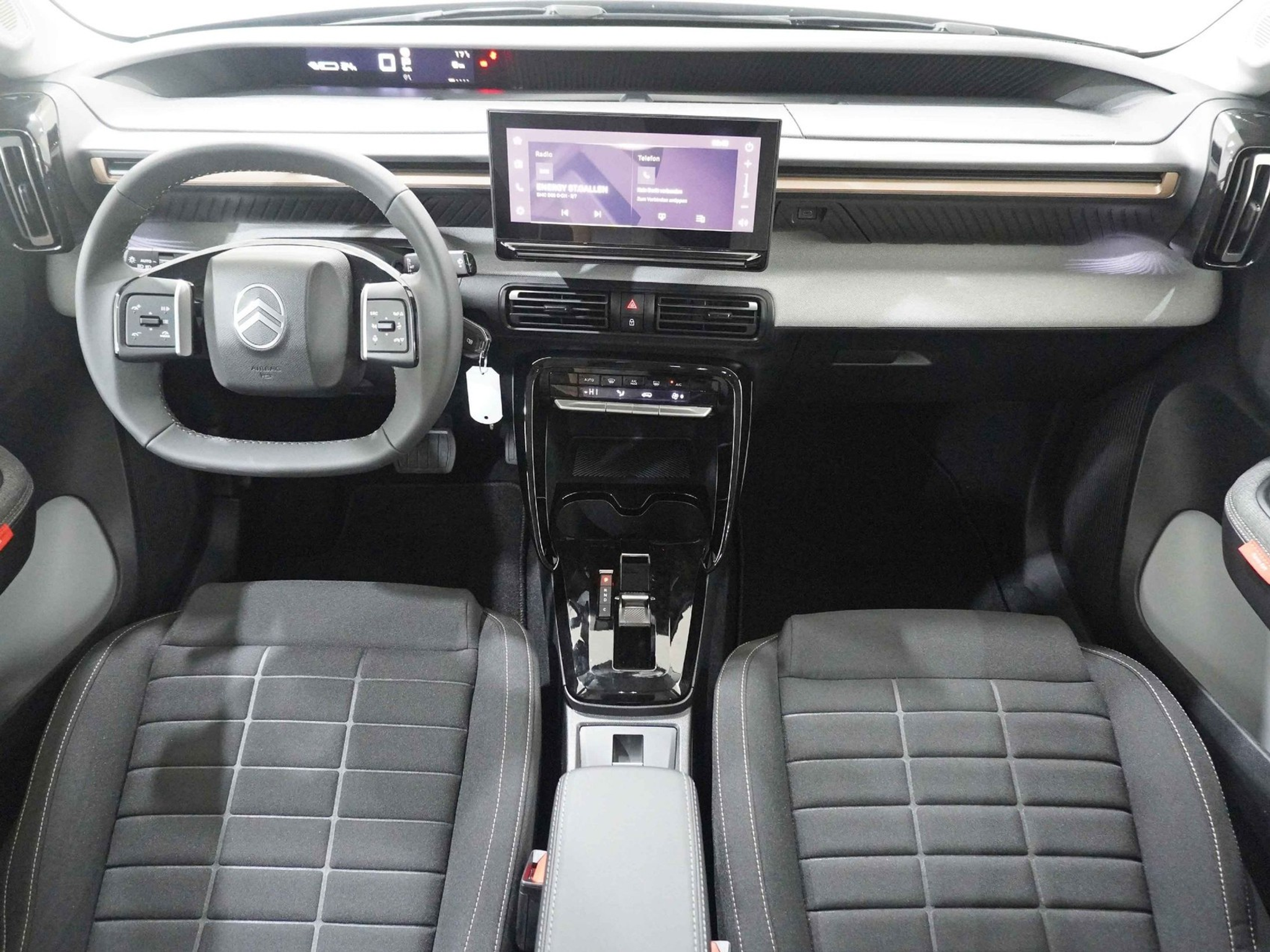 listing desktop thumbnail image 8