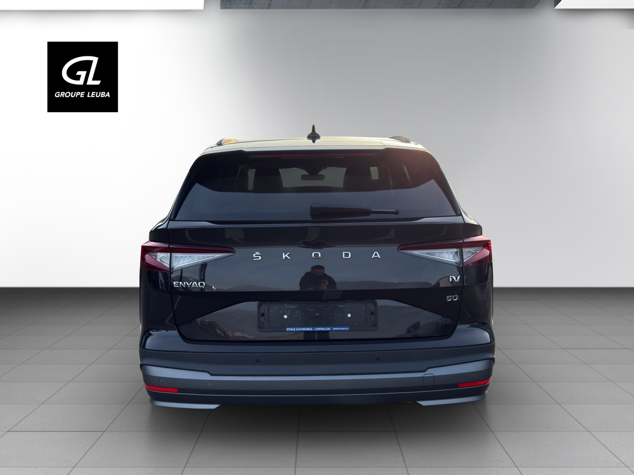 listing desktop thumbnail image 3