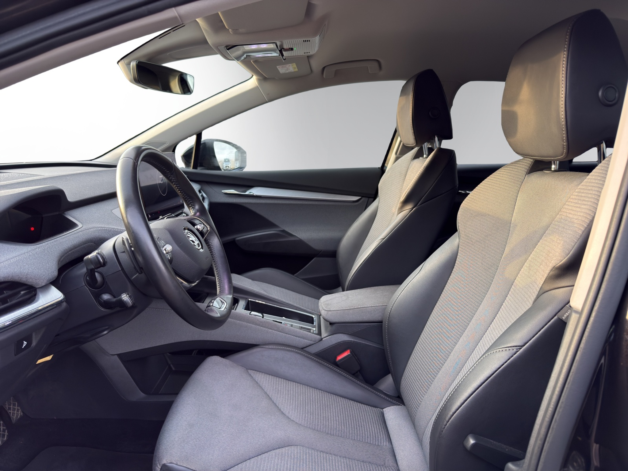 listing desktop thumbnail image 6