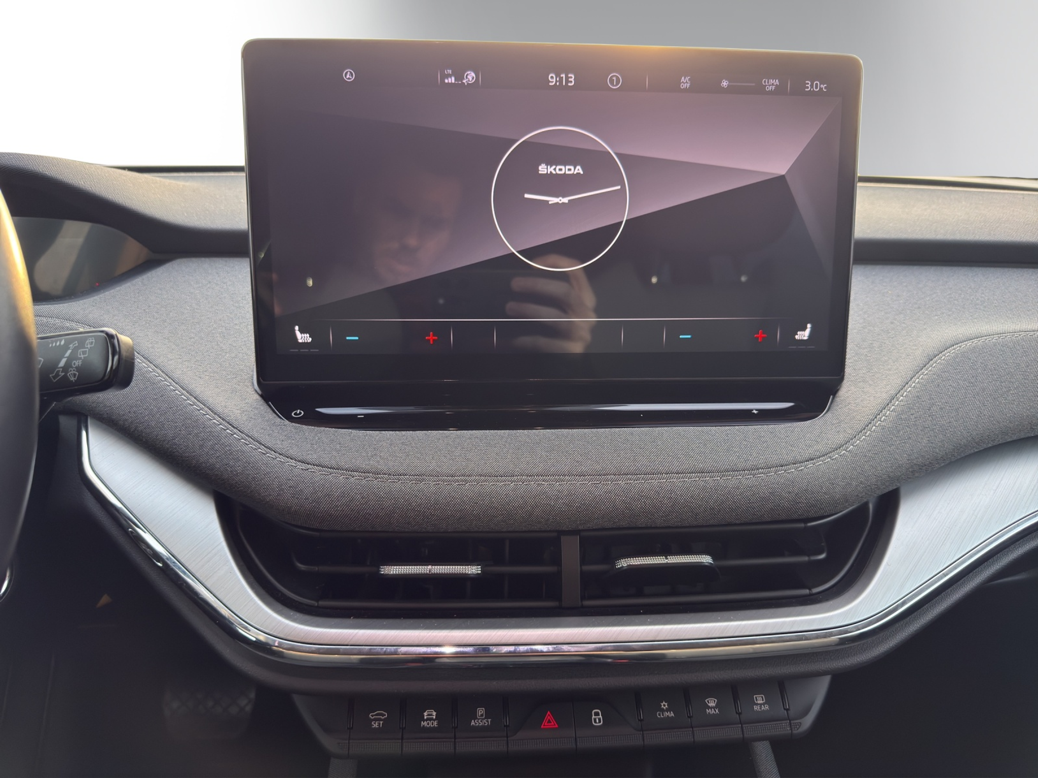 listing desktop thumbnail image 12