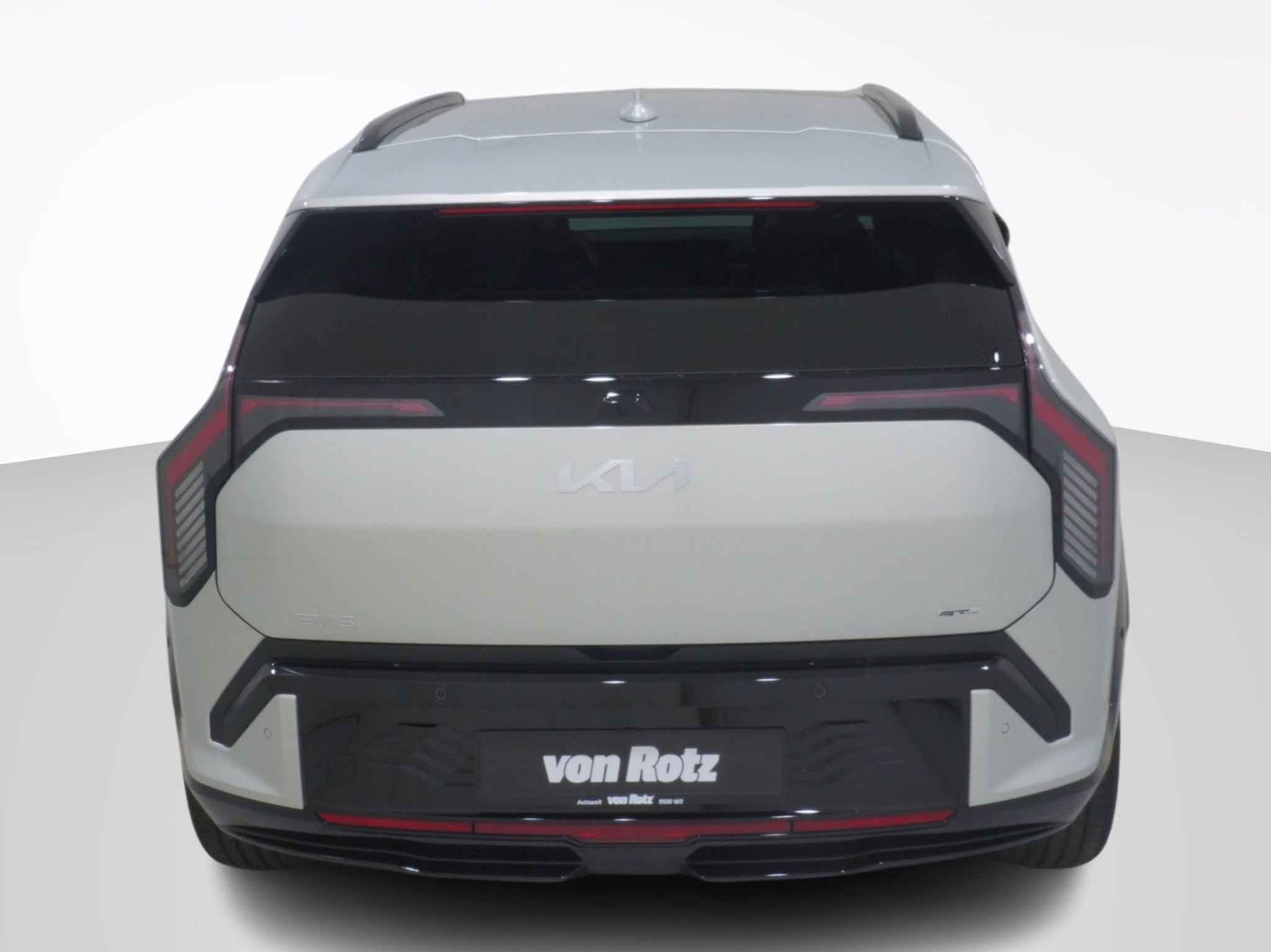 listing desktop thumbnail image 3