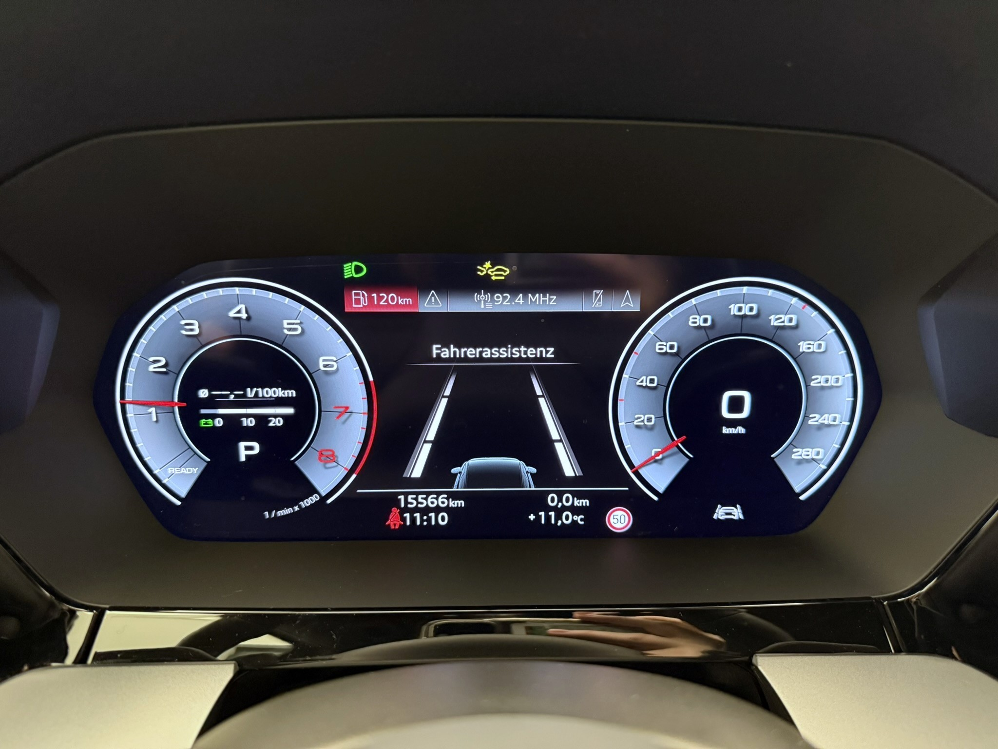 listing desktop thumbnail image 7