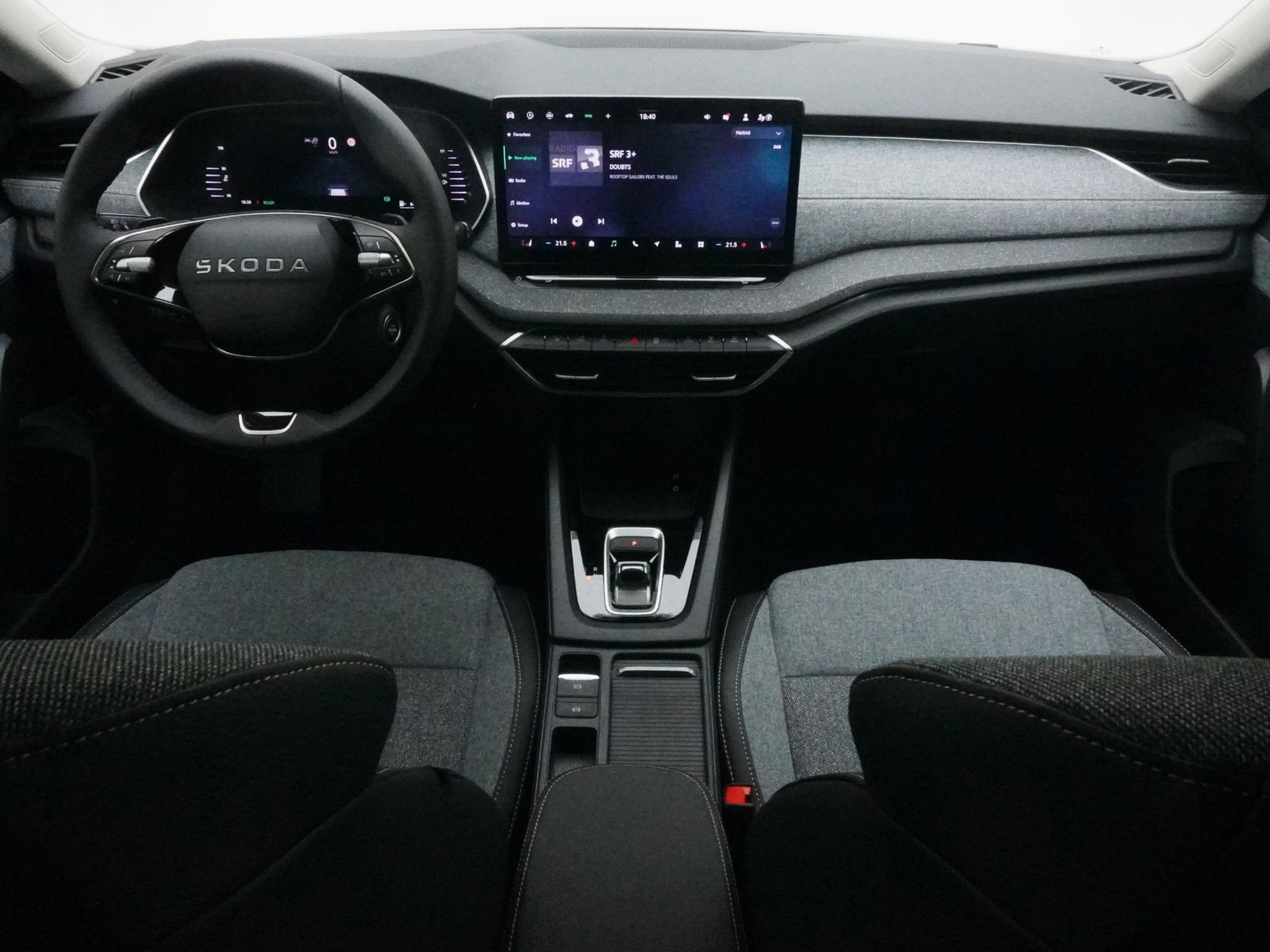 listing desktop thumbnail image 5