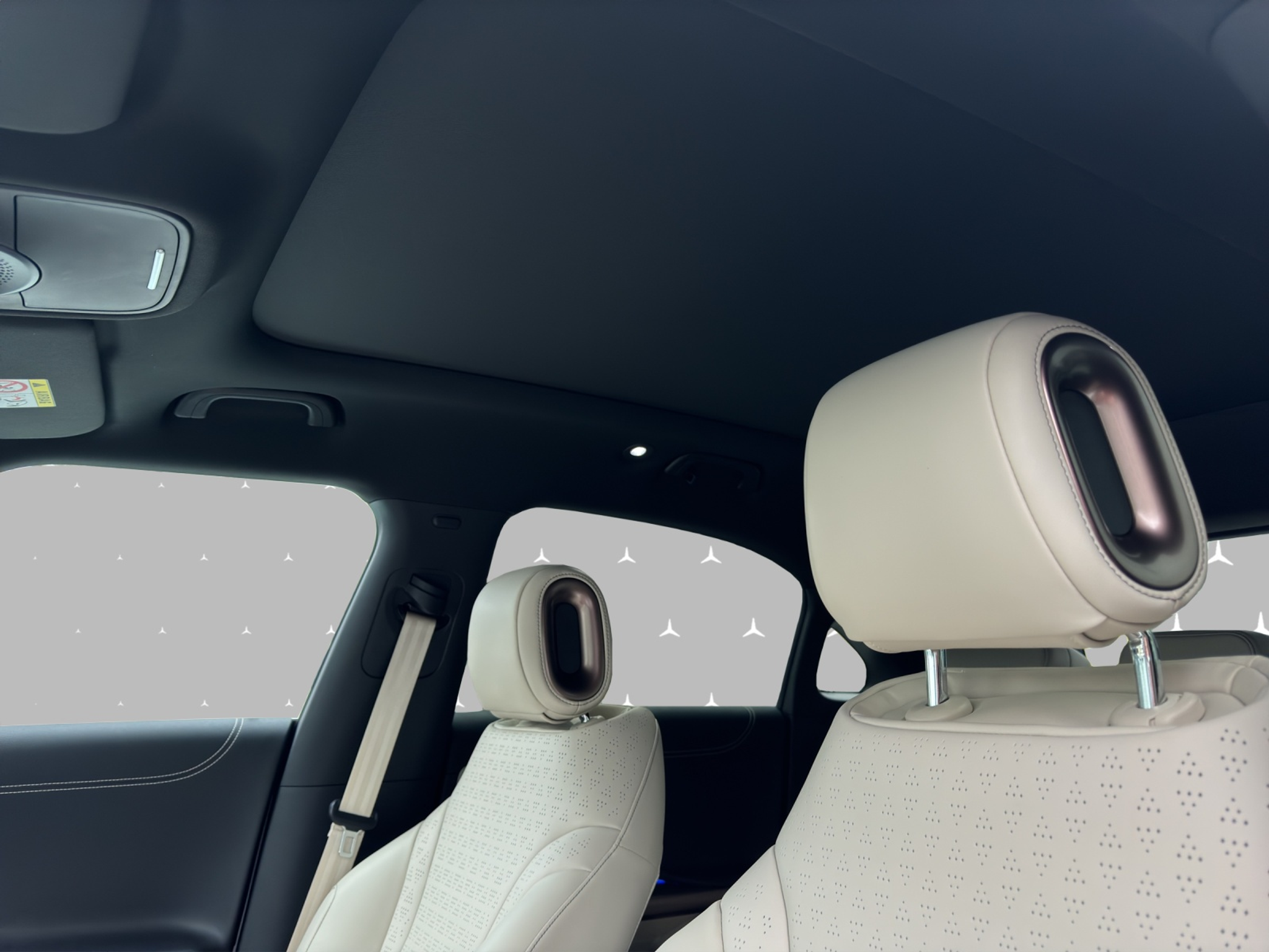 listing desktop thumbnail image 9