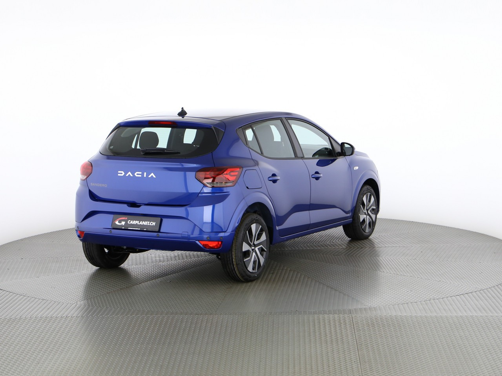 listing desktop thumbnail image 2