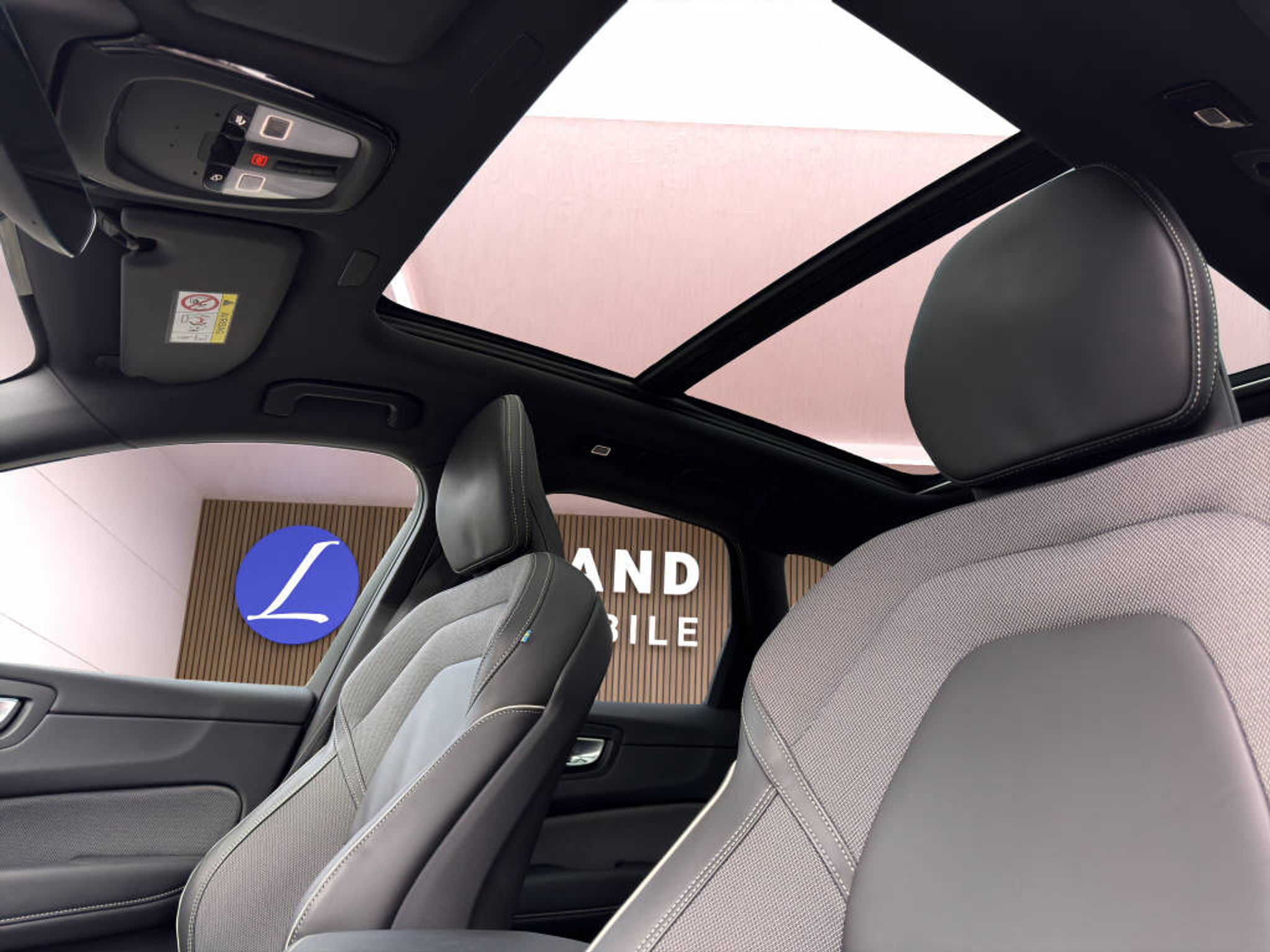 listing desktop thumbnail image 15