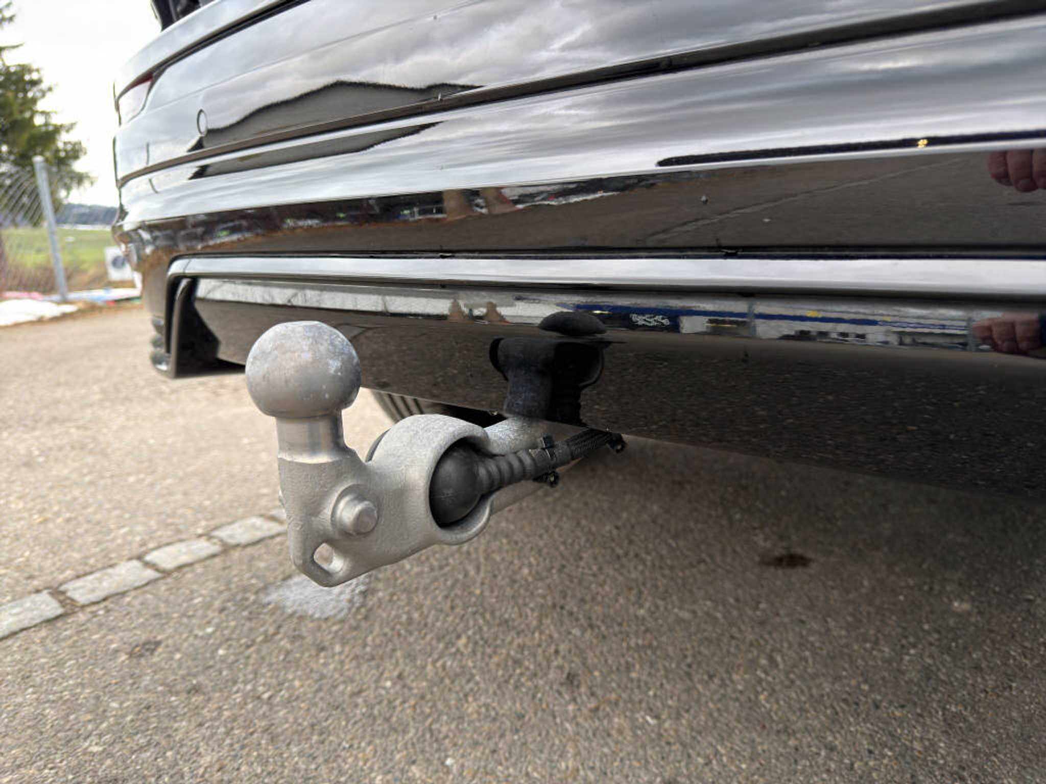 listing desktop thumbnail image 23