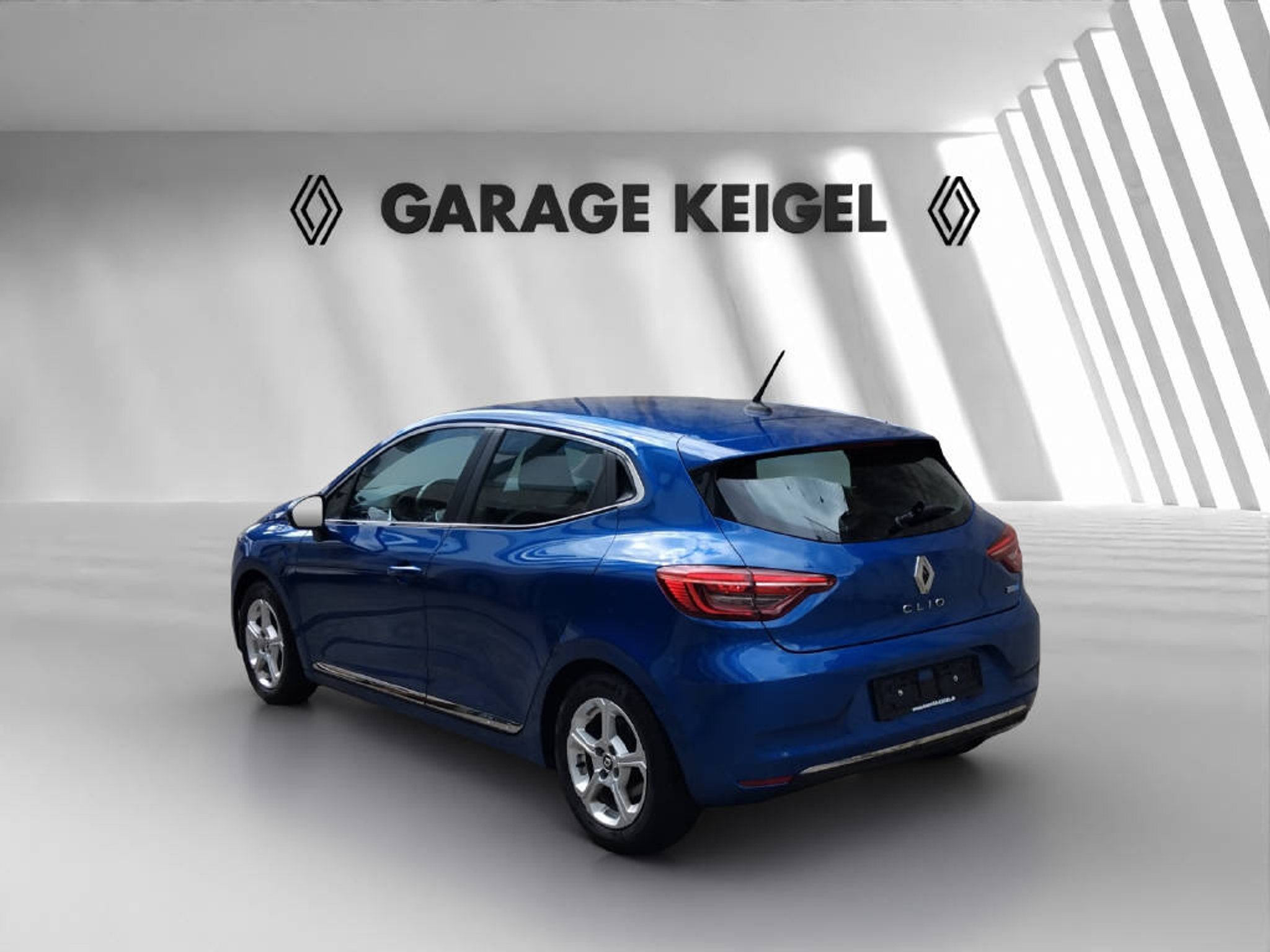 listing desktop thumbnail image 2