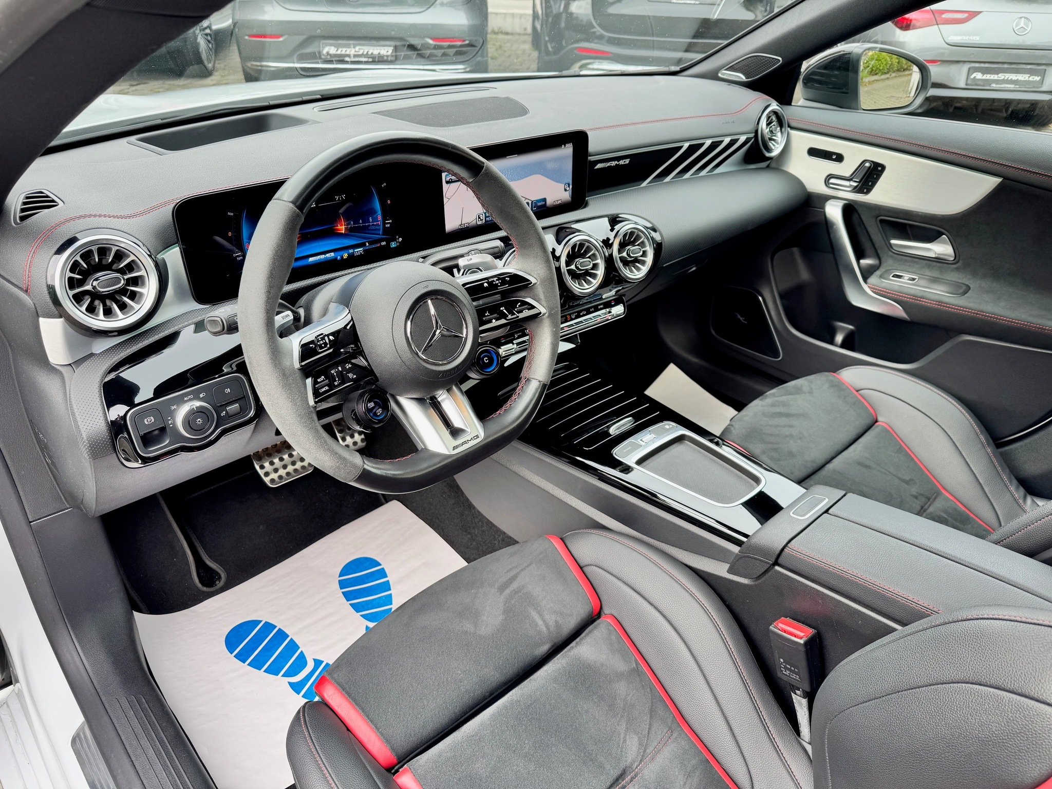 listing desktop thumbnail image 6