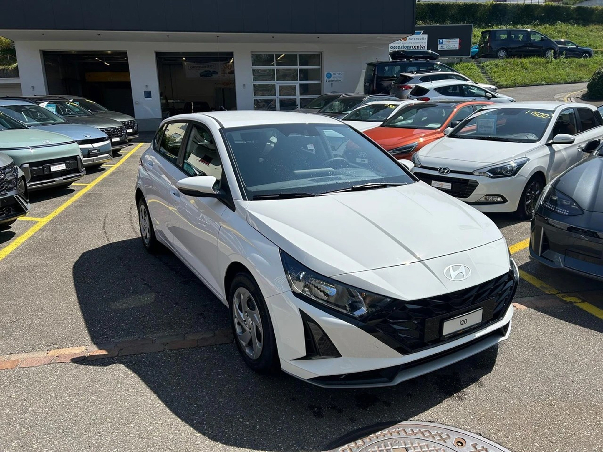 listing desktop thumbnail image 1