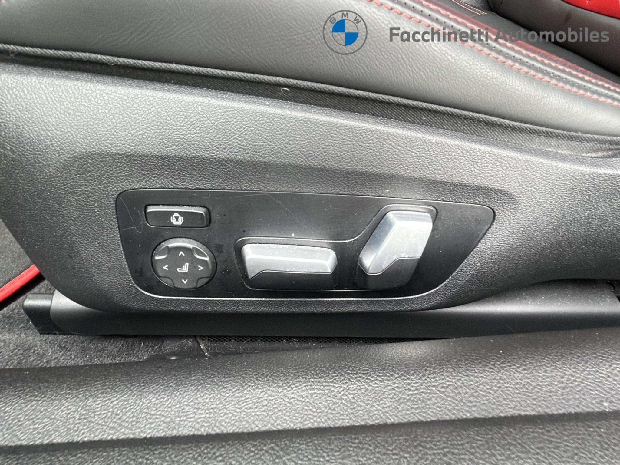 listing desktop thumbnail image 20