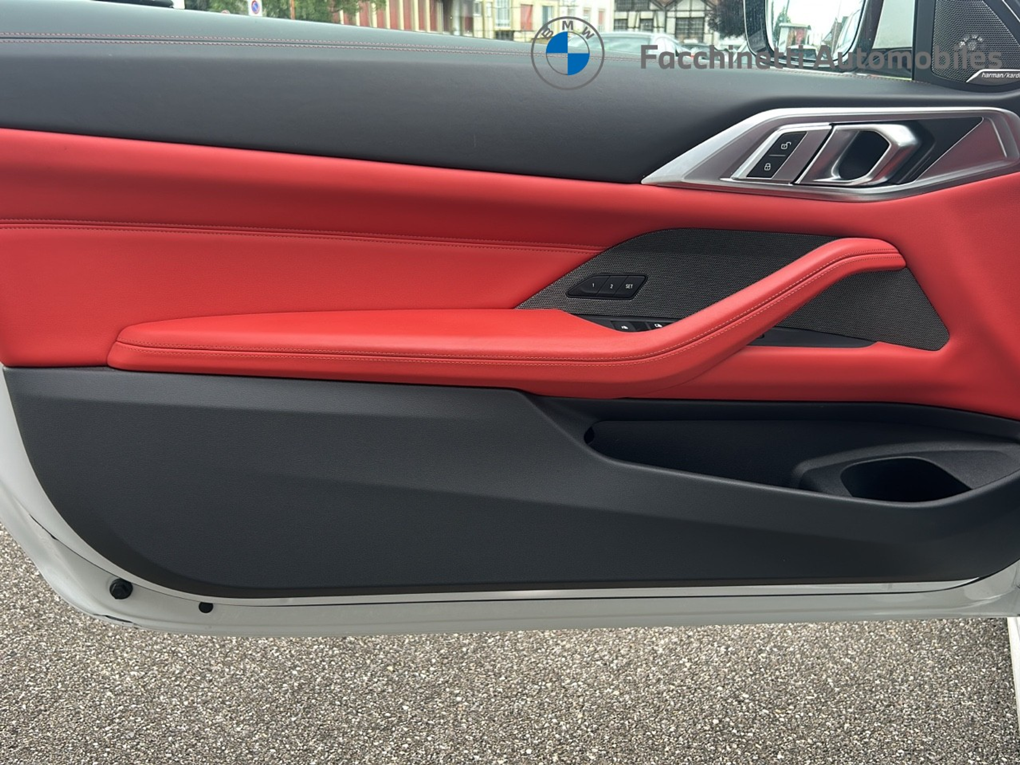 listing desktop thumbnail image 10