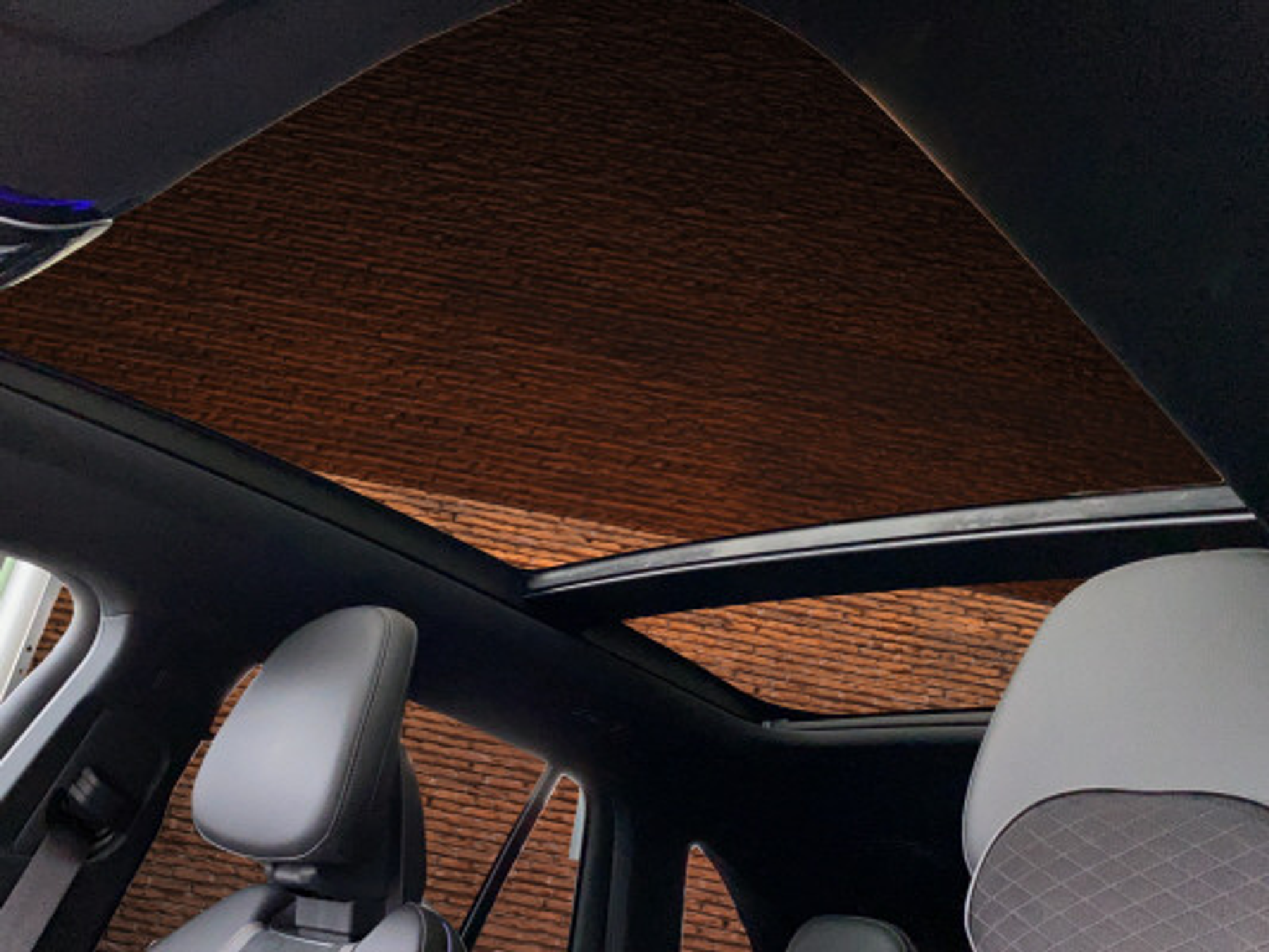 listing desktop thumbnail image 9