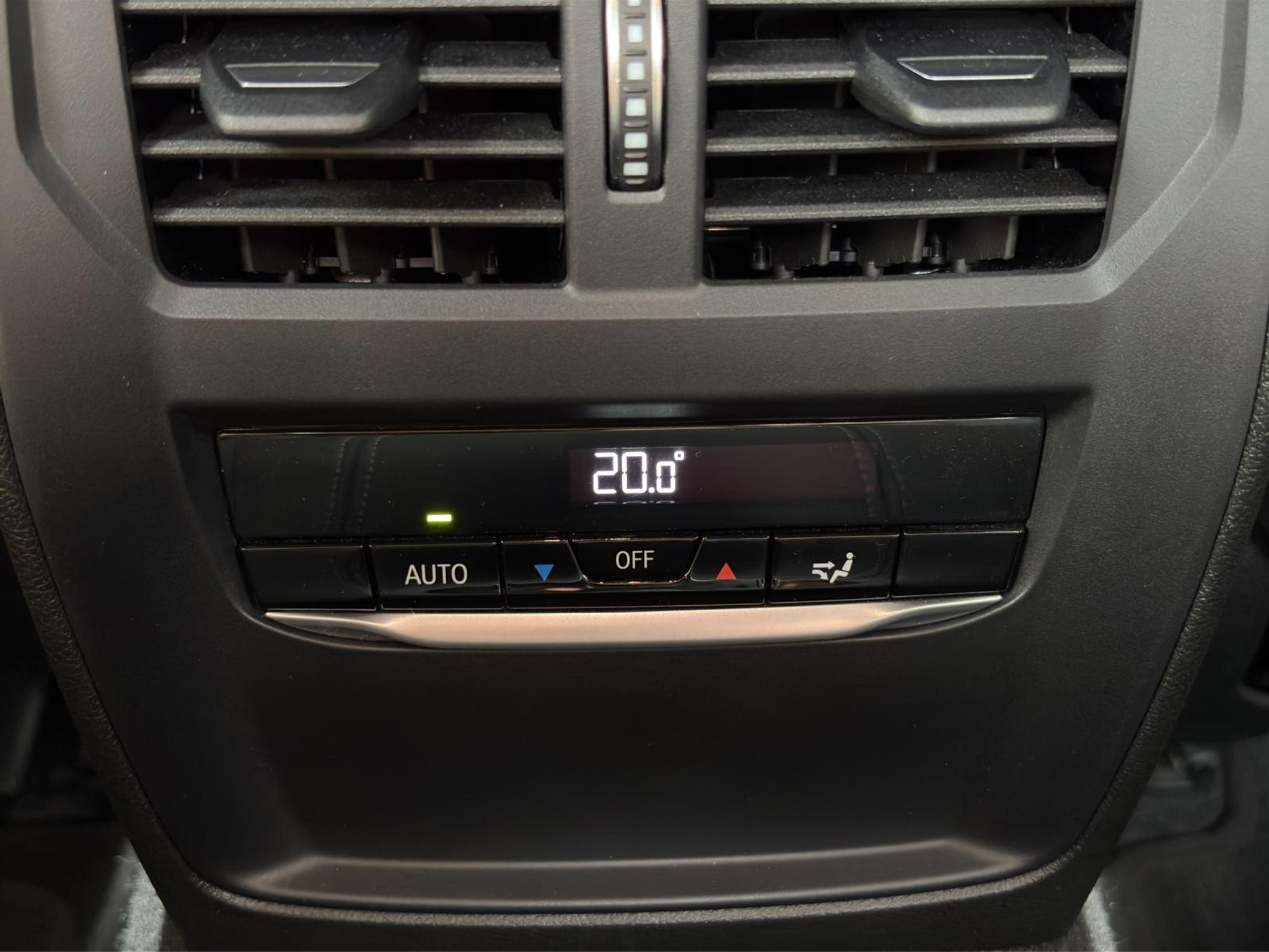 listing desktop thumbnail image 14