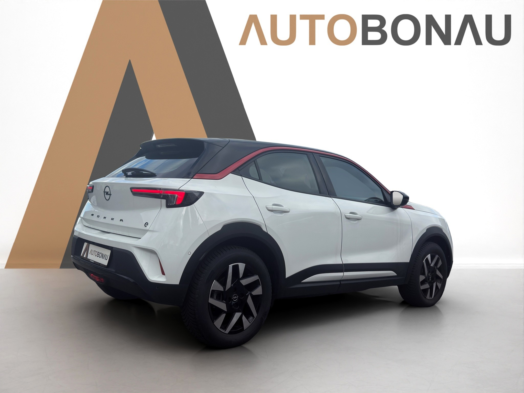 listing desktop thumbnail image 4